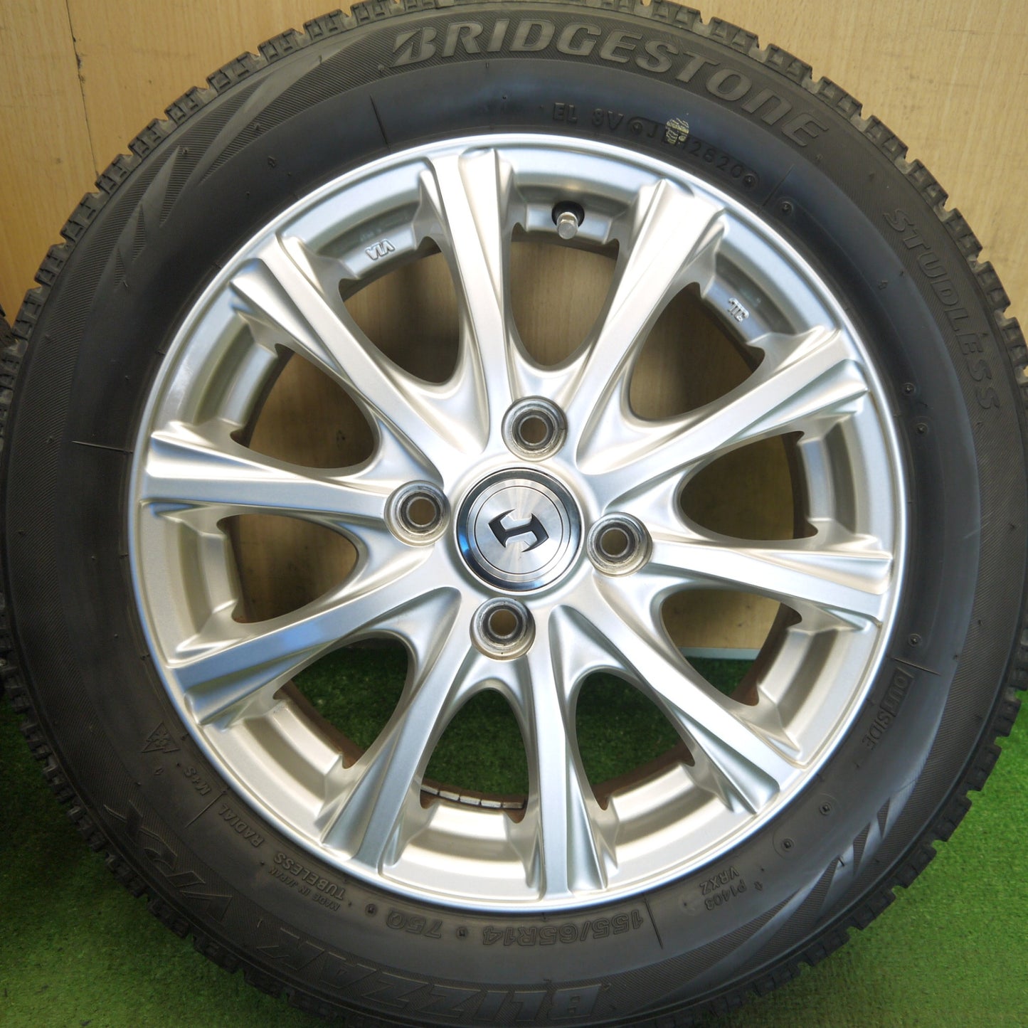 キレイ◎スタッドレス 155/65R14 ブリヂストン ブリザック VRX 社外 アルミ 14インチ PCD100/4H◎6080403Hス