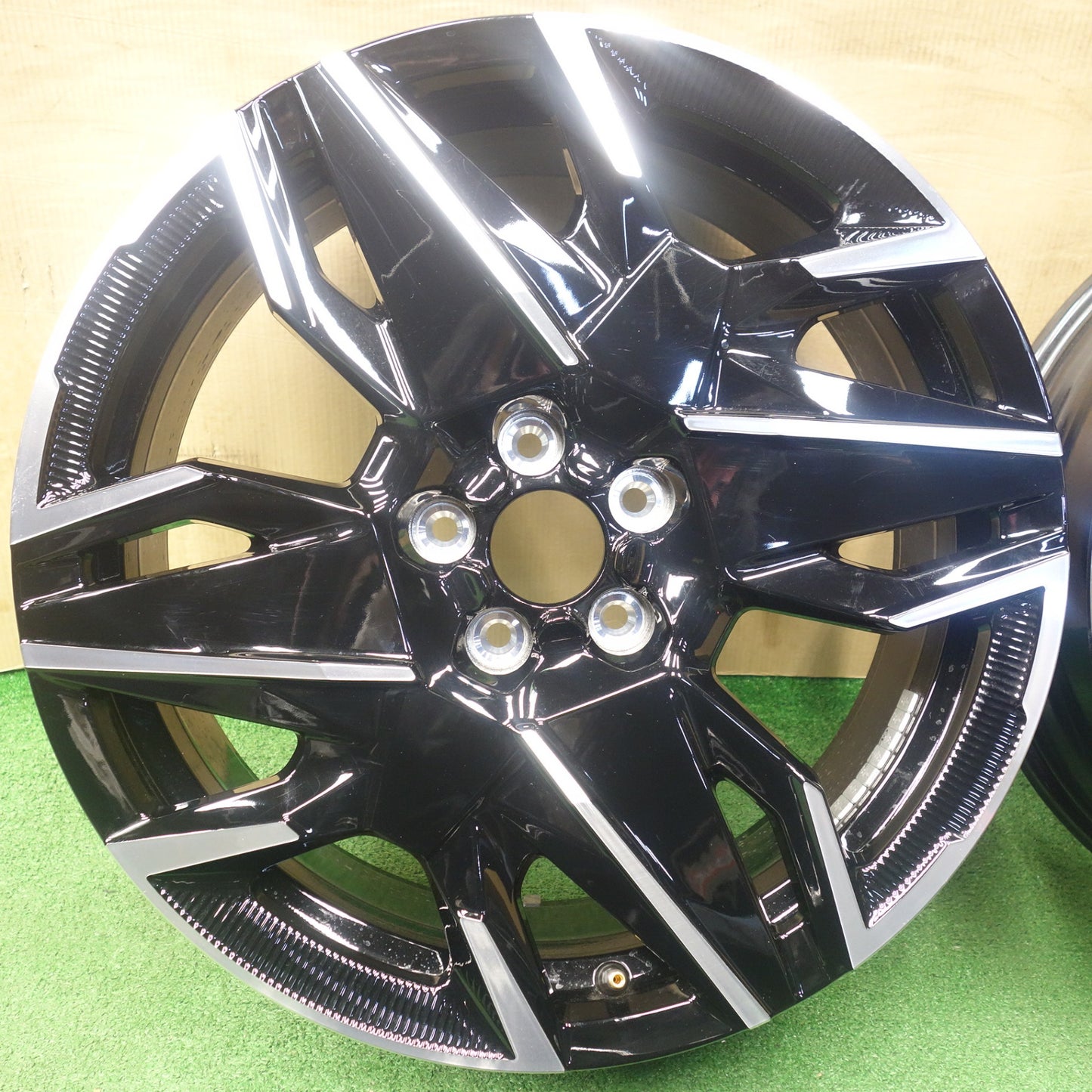 キレイ★プジョー 3008 純正 ホイール 19インチ 19×7.5J PCD108/5H★6021104KTホ