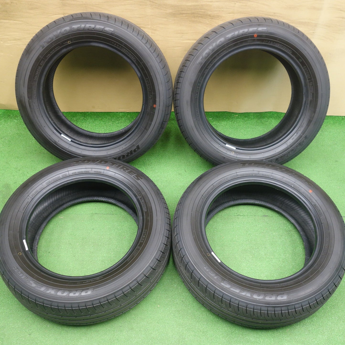 新車外し！26年★205/60R16 トーヨー プロクセス J68 タイヤ 16インチ ノア ヴォクシー ステップワゴン セレナ 等★6072402KTノタ