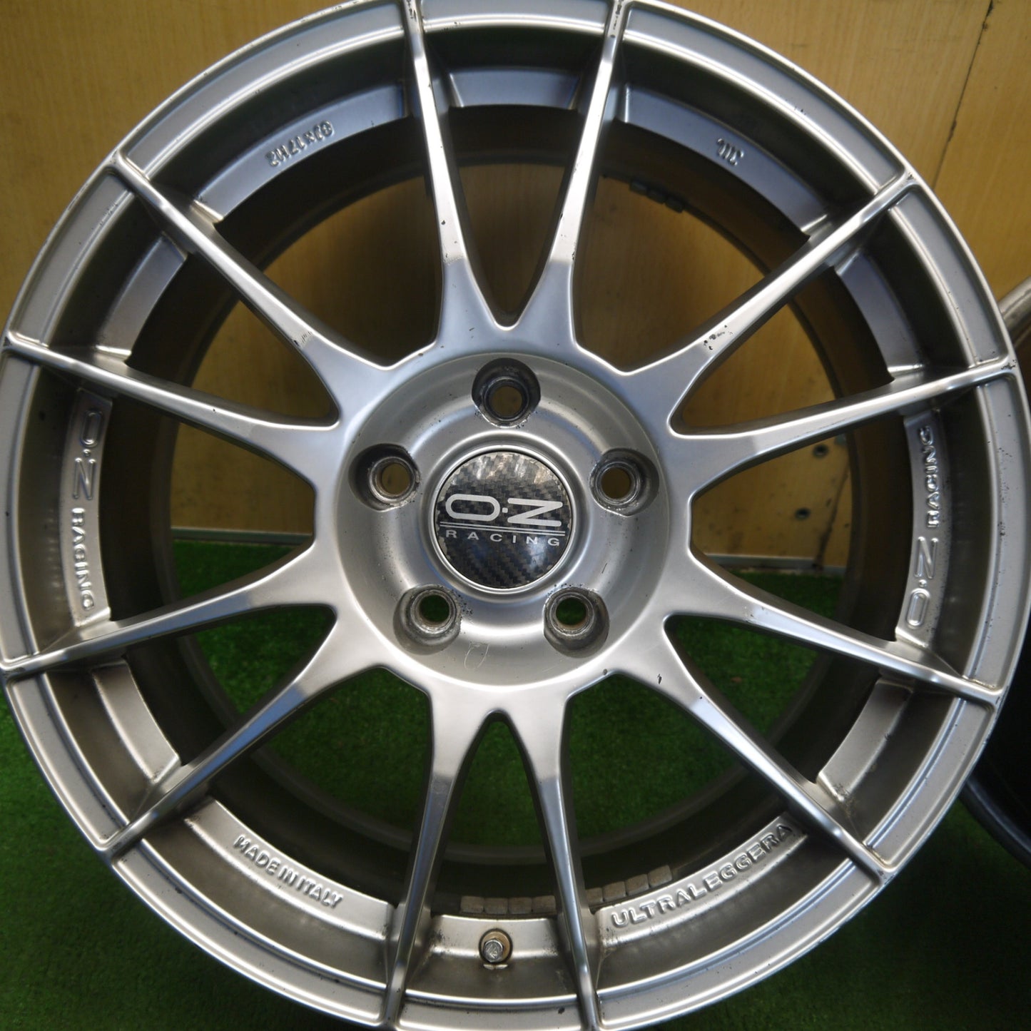 4本価格★アウディ ワーゲン 等 O・Z RACING ULTRALEGGERA 17インチ ホイール OZ ウルトラ レッジェーラ 17×8J PCD112/5H★6070507Hホ