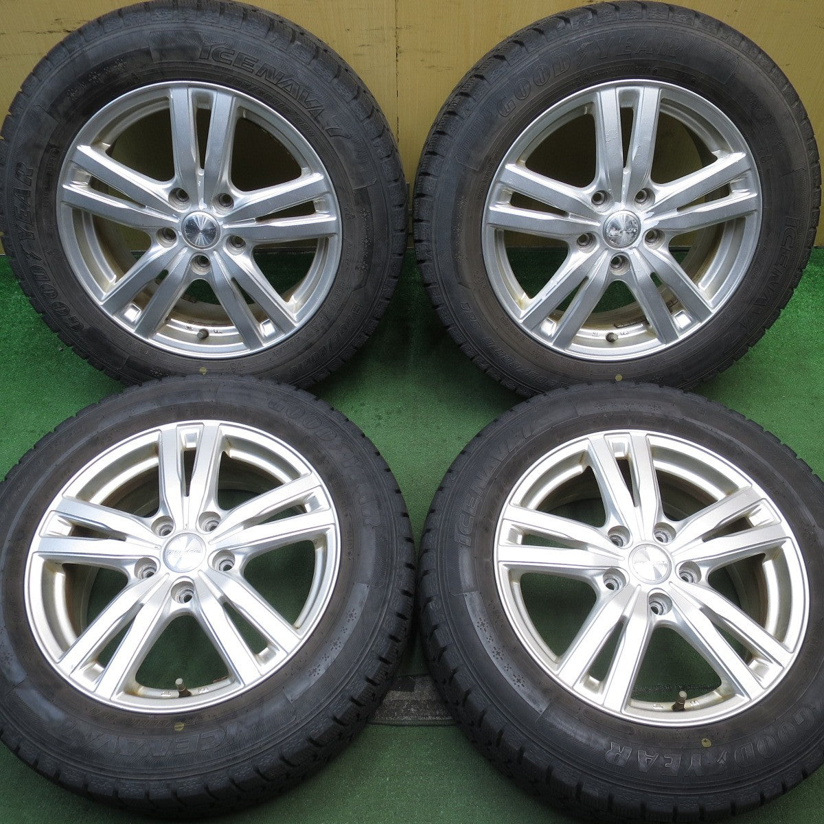 バリ溝！21年！9.5分★スタッドレス 205/60R16 グッドイヤー アイスナビ7 DUFACT デュファクト 16インチ PCD114.3/5H★5072903NJス