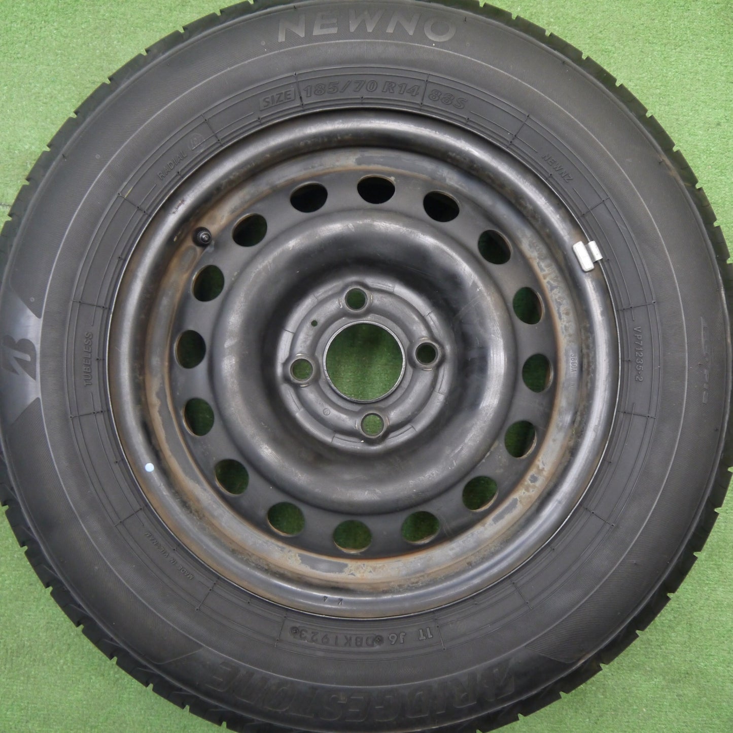 4本価格！23年★日産 ノート 純正 185/70R14 ブリヂストン NEWNO ニューノ 14インチ PCD100/4H★6022705Hノ