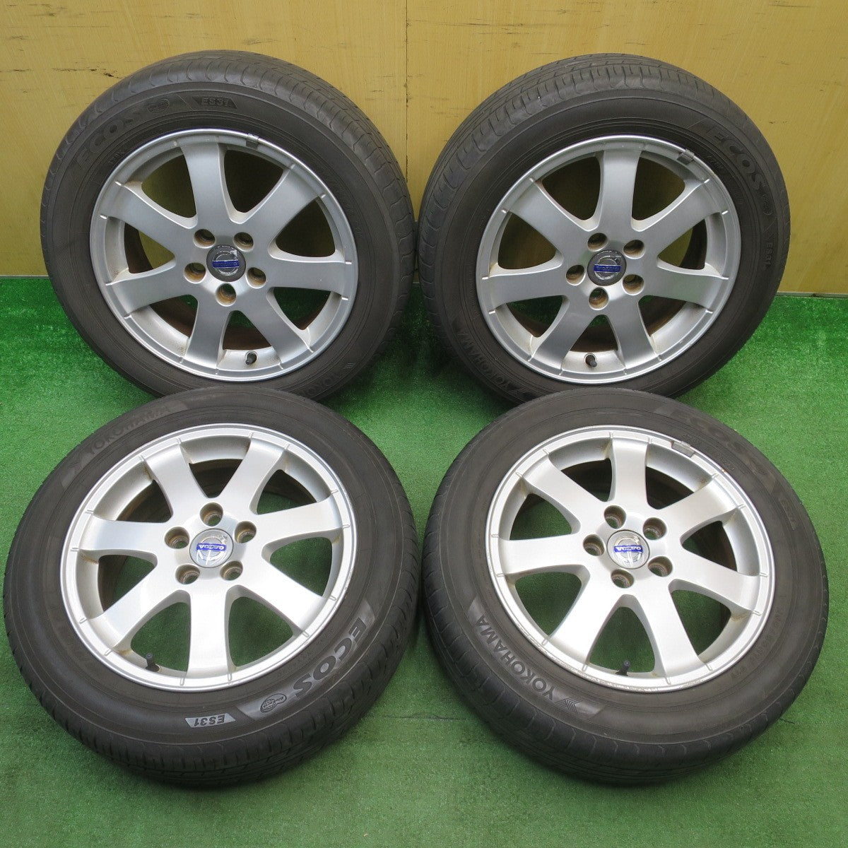4本価格★ボルボ V50 S40 純正 205/55R16 ヨコハマ エコス ES31 16インチ PCD108/5H★6021102NJノ