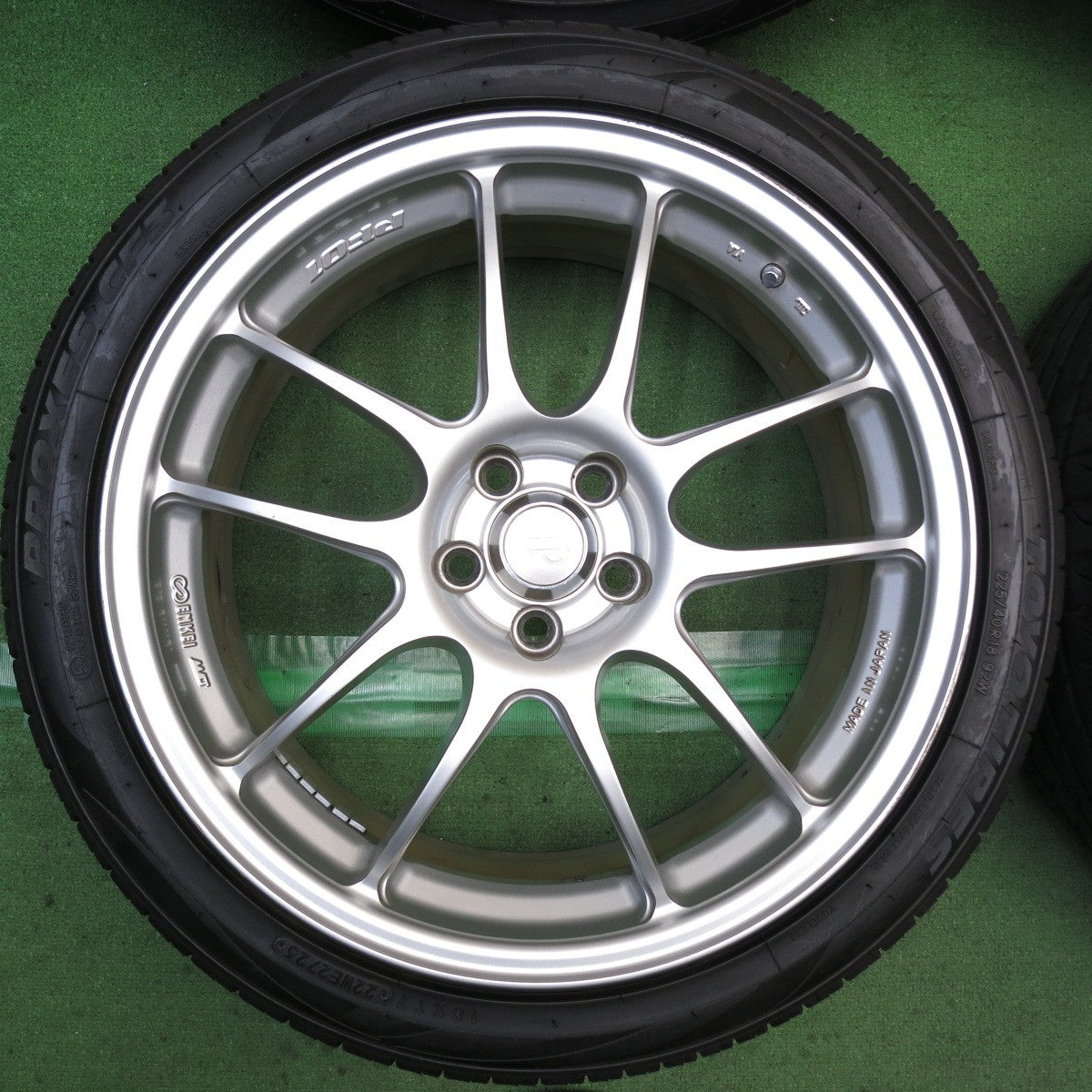 バリ溝！25年！9.5分◎86 BRZ プリウス 等 225/40R18 トーヨー プロクセス CF3 ENKEI PF01 エンケイ 18インチ PCD100/5H◎6091108KKノ