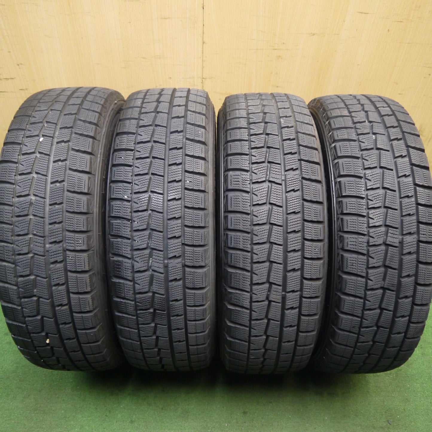 バリ溝！キレイ！9.5分★スタッドレス 185/65R15 ダンロップ ウインターマックス WM01 Fang SINOLION ファング 15インチ PCD100/4H★5071804Hス