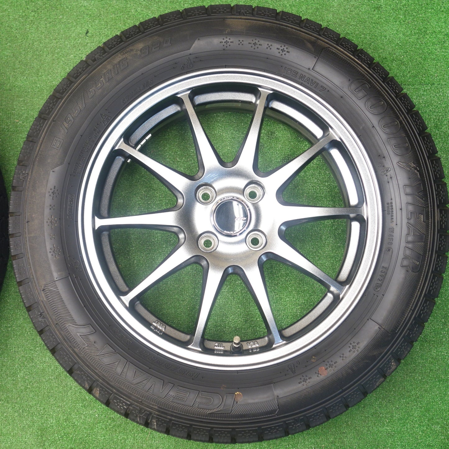 ほぼ未使用！キレイ★スタッドレス 195/65R16 グッドイヤー アイスナビ7 ZACK JP-202 MONZA ザック モンツァ 16インチ PCD100/4H★6020702KTス
