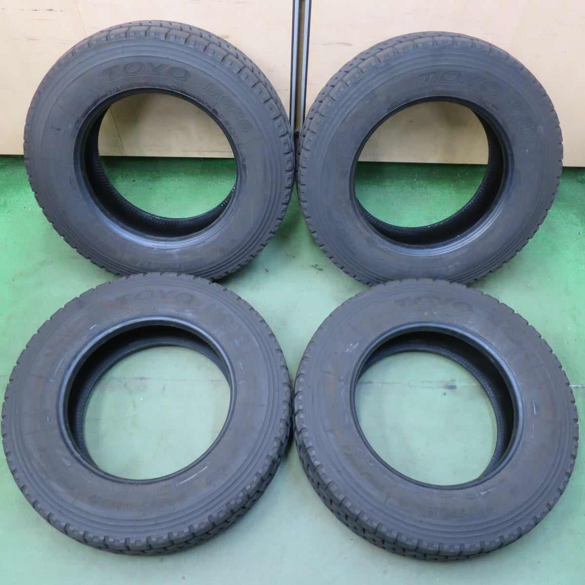 バリ溝！24年！9分★トラック 高荷重 トレーラー 等 タイヤ 235/70R17.5 136/134J トーヨー M626 オールシーズン ミックス 17.5インチ★6072902イスタ