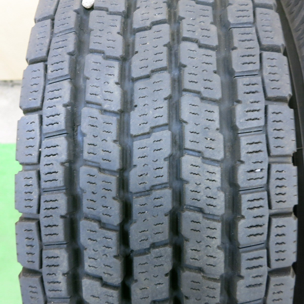 バリ溝！21年！9.5分！2本★トラック タイヤ 225/70R16 117/115L スタッドレス ヨコハマ アイスガード iG91 TOPY スチール 127-9TC PCD222.25/6H★5021905ナス