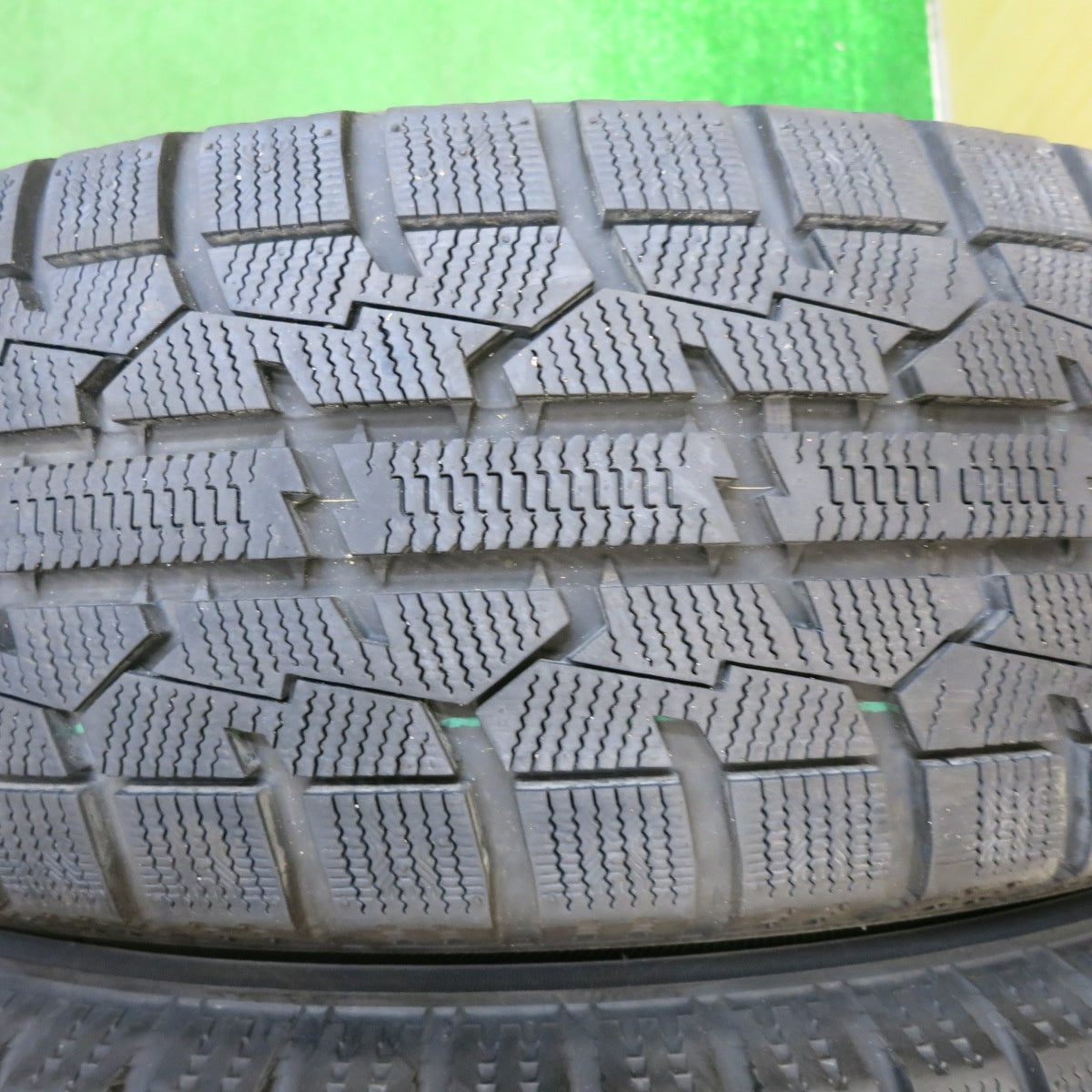 バリ溝！21年！キレイ！9.5分★スタッドレス 195/65R16 トーヨー オブザーブ ガリット GIZ ENCOUGARⅡ エンクーガー2 16インチ PCD100/4H★5042103NJス