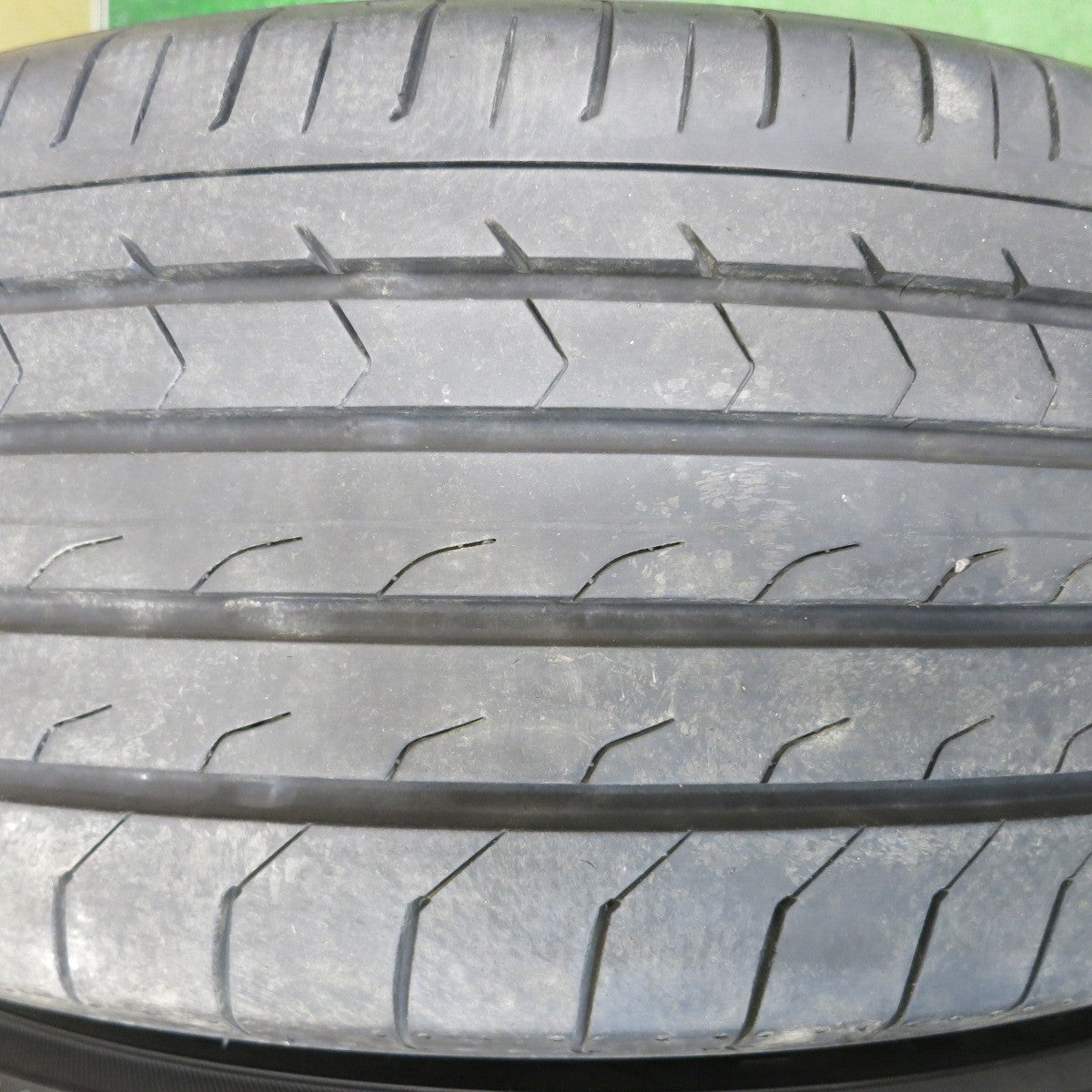 バリ溝！24年！9分★トヨタ 50系 エスティマ 純正 215/60R17 ヨコハマ BluEarth-RV RV03 ブルーアース 17インチ PCD114.3/5H★6032302HAノ