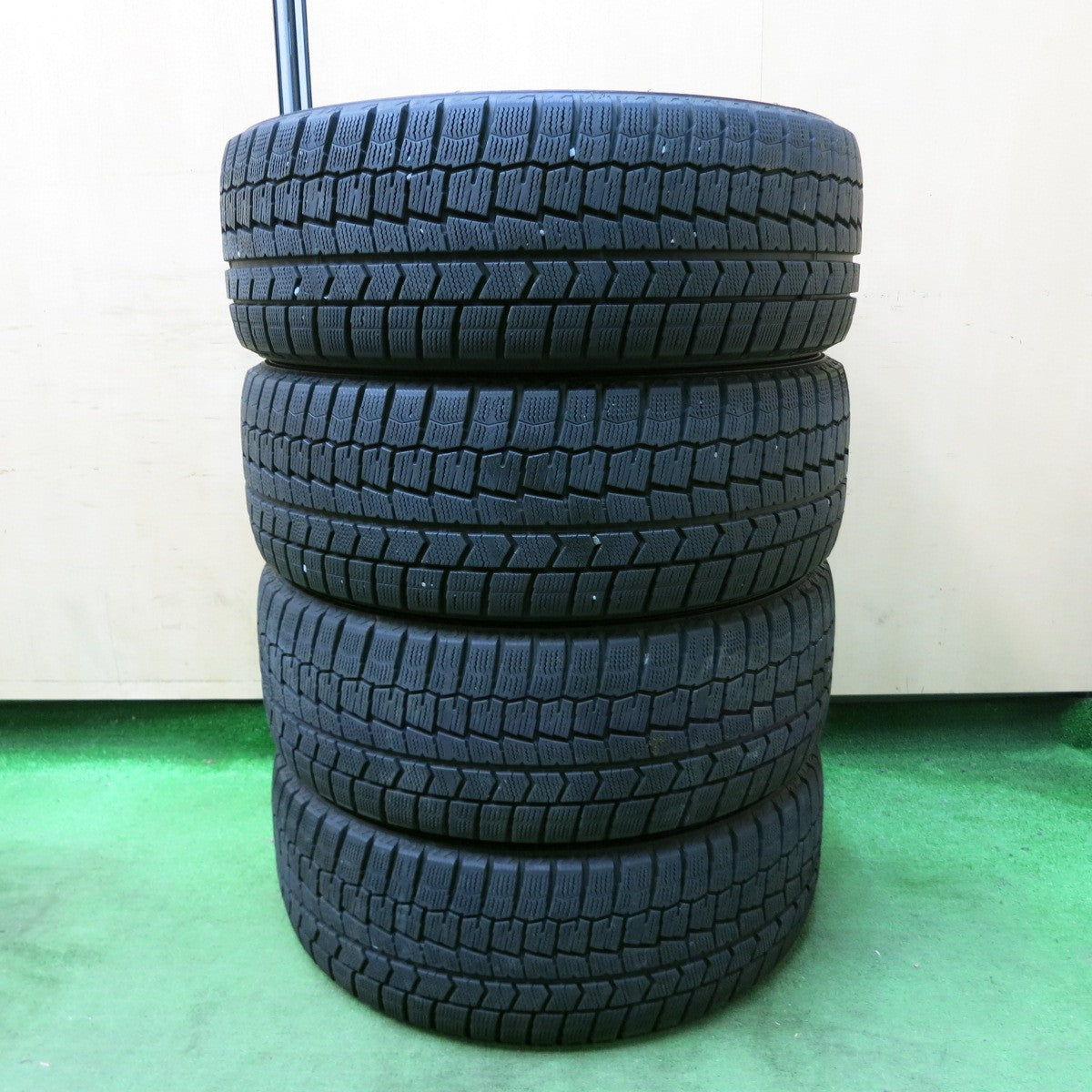 [送料無料] バリ溝！キレイ！9分★ワーゲン アウディ 等 225/45R17 スタッドレス ダンロップ ウインターマックス WM02 Team Sparco CRIMSON スパルコ クリムソン PCD112/5H★4112109SYス