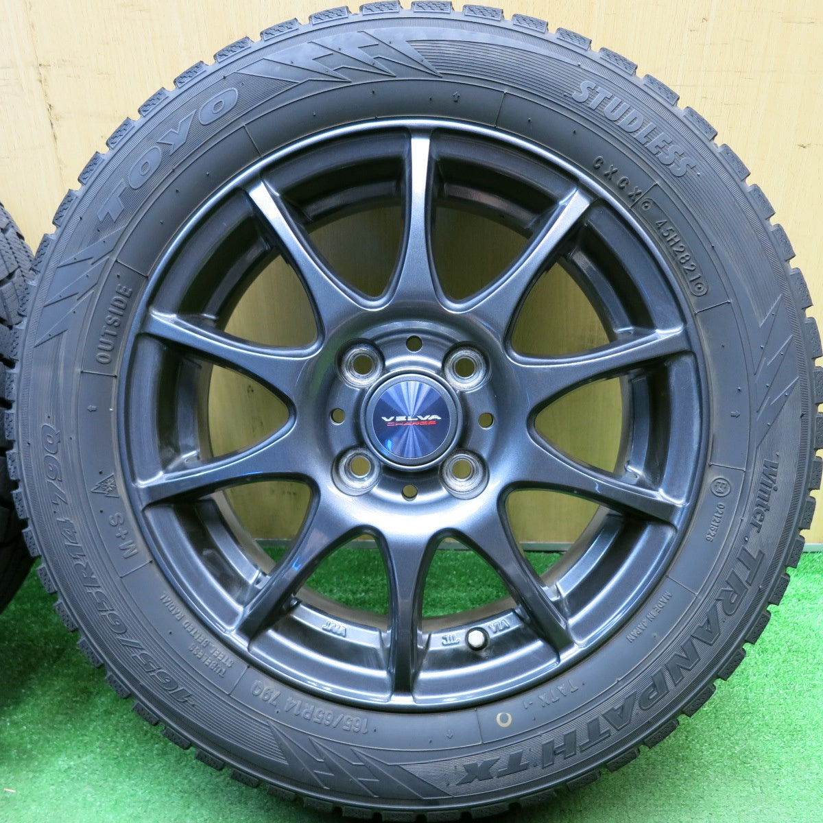 バリ溝！21年！キレイ！8.5分★スタッドレス 165/65R14 トーヨー ウインター トランパス TX VELVA CHARGE ヴェルヴァ 14インチ PCD100/4H★5060704HAス
