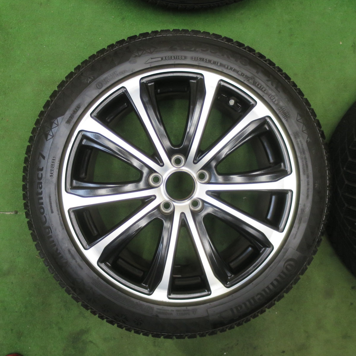 バリ溝！21年！キレイ！9.5分★ボルボ V60 クロスカントリー VST Type-ST1 215/55R18 スタッドレス コンチネンタル バイキングコンタクト7 18インチ PCD108/5H★5111103TTス