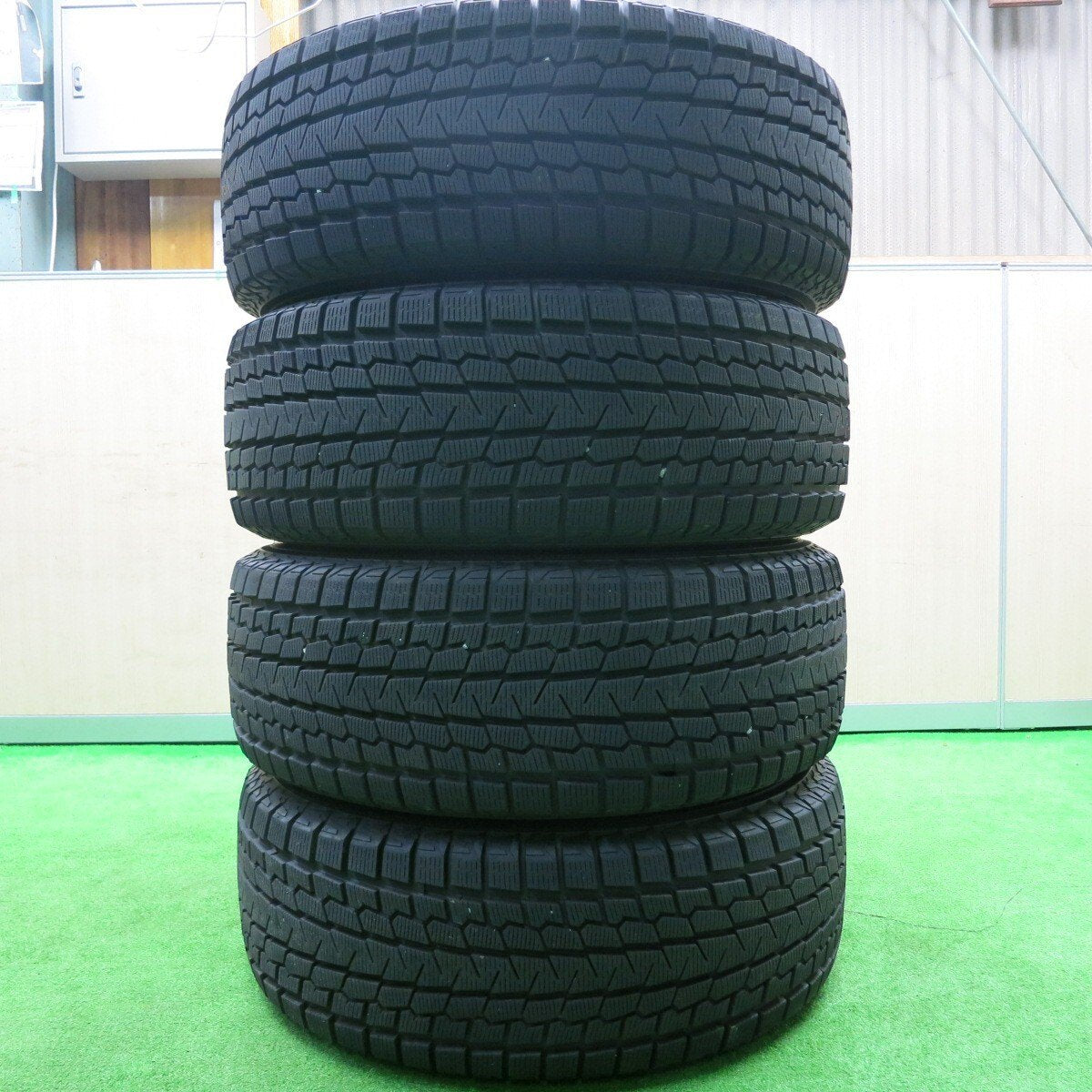 バリ溝！23年！キレイ！9.5分以上★スタッドレス XTREME-J 265/65R17 ヨコハマ アイスガード G075 XJ PCD139.7/6H★4100601HAス