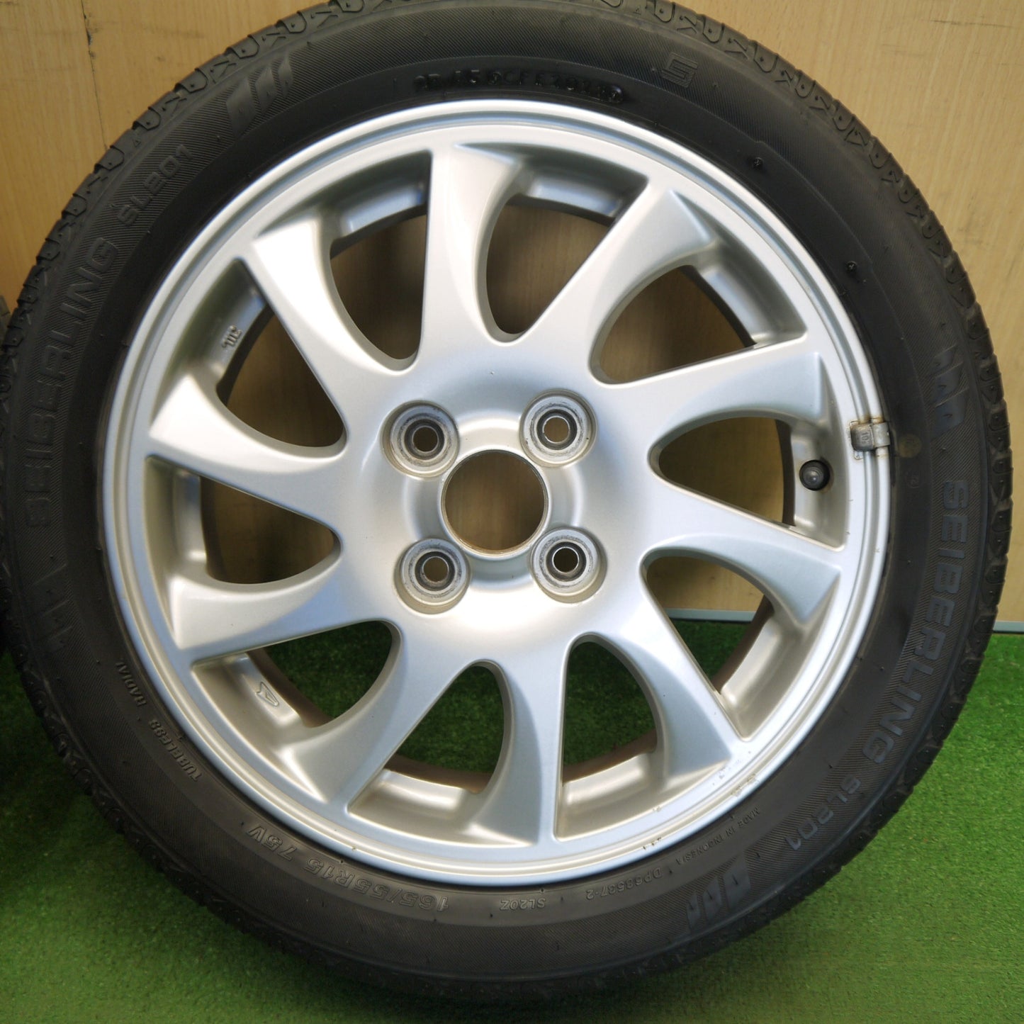 バリ溝！23年！8.5分★ダイハツ ムーヴ カスタム 純正 165/55R15 セイバーリング SL201 15インチ PCD100/4H★6042707Hノ