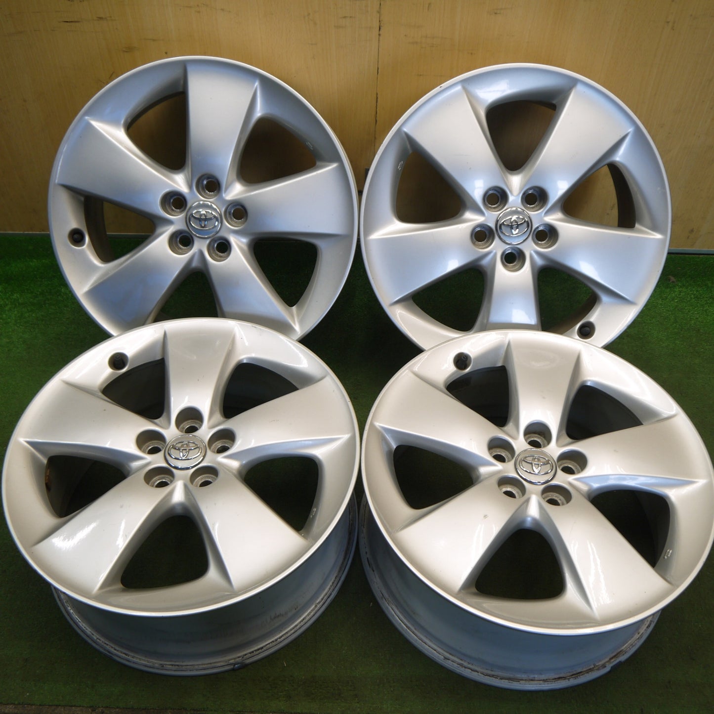 4本価格★トヨタ 30系 プリウス S G ツーリング 純正 ホイール 17インチ 17×7J PCD100/5H★6051909Hホ