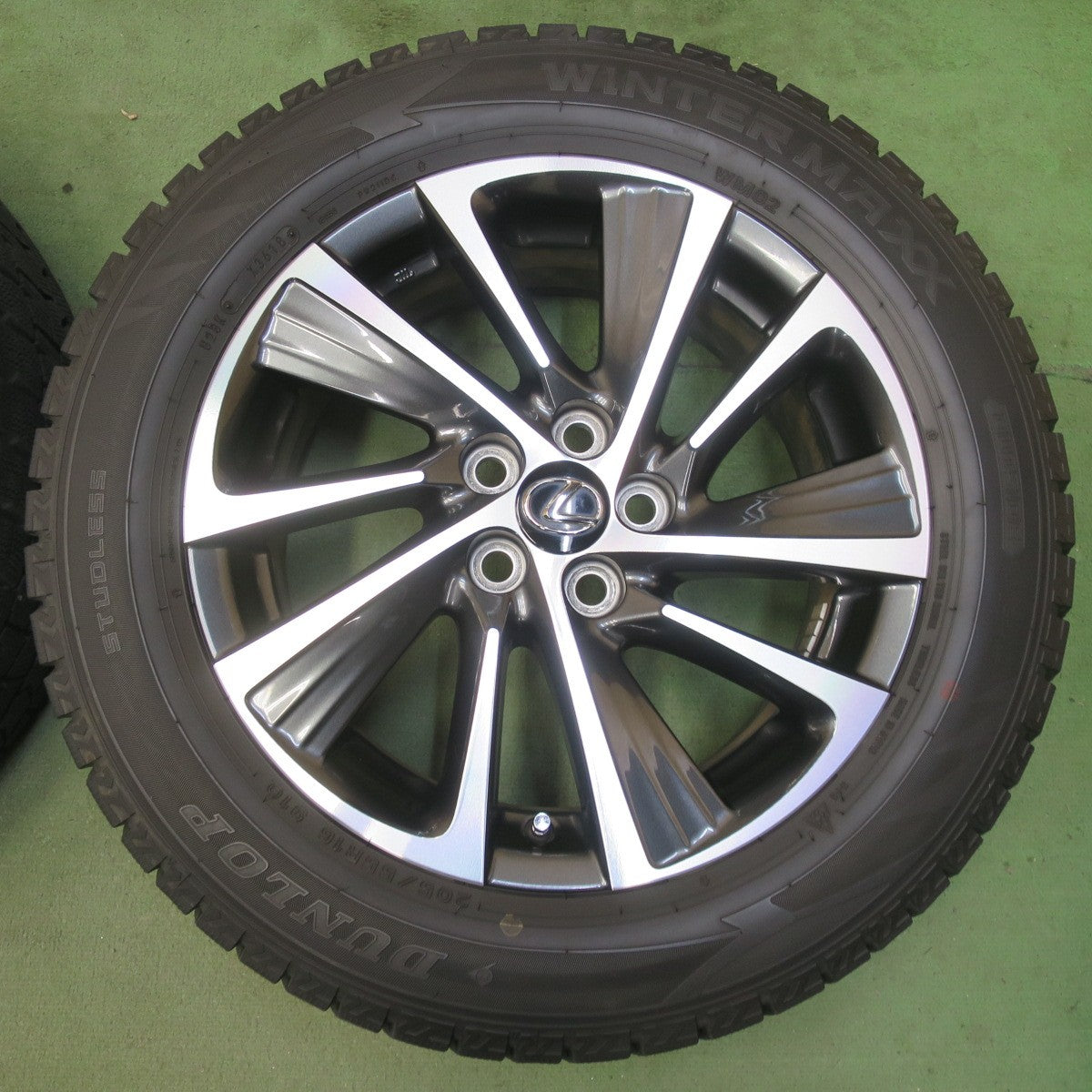 バリ溝！キレイ！9.5分◎レクサス CT バージョンC 純正 205/55R16 スタッドレス ダンロップ ウインターマックス WM02 16インチ PCD100/5H◎6071802イス