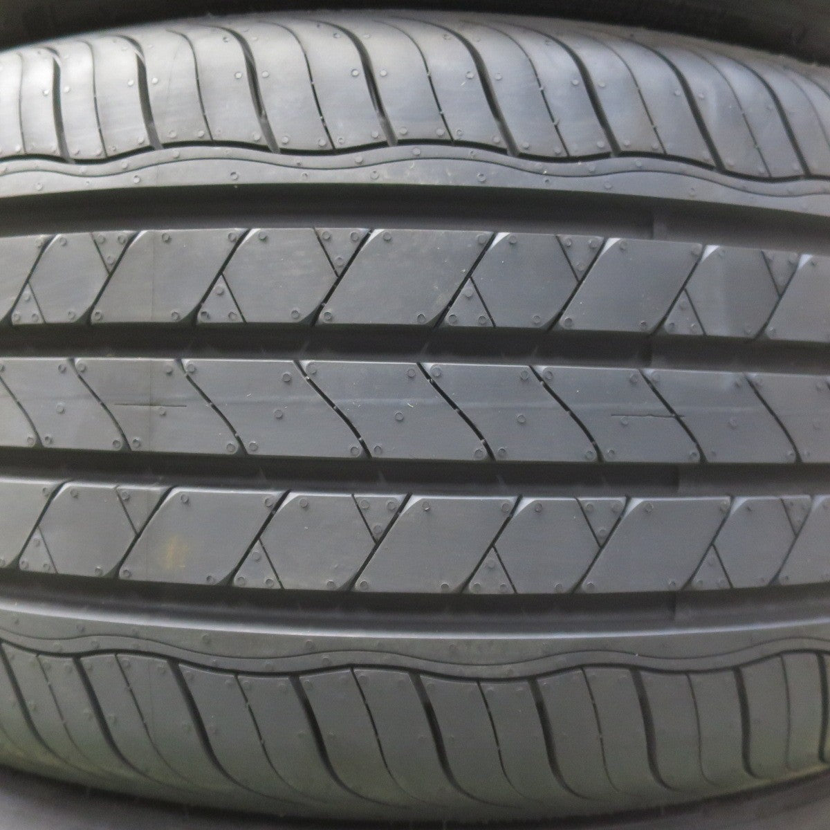 未使用！26年★225/45R18 グッドイヤー Assurance MaxGuard タイヤ 18インチ クラウン カムリ オデッセイ スカイライン レヴォーグ 等★6061807イノタ