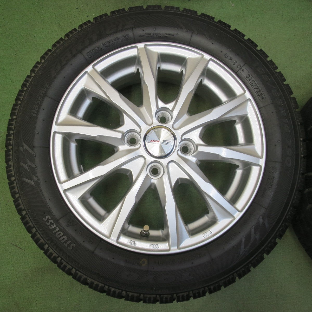 バリ溝！23年！キレイ！ほぼ10分◎スタッドレス 165/65R14 トーヨー オブザーブ ガリット GIZ JOKER ジョーカー 14インチ PCD100/4H◎6101907イス