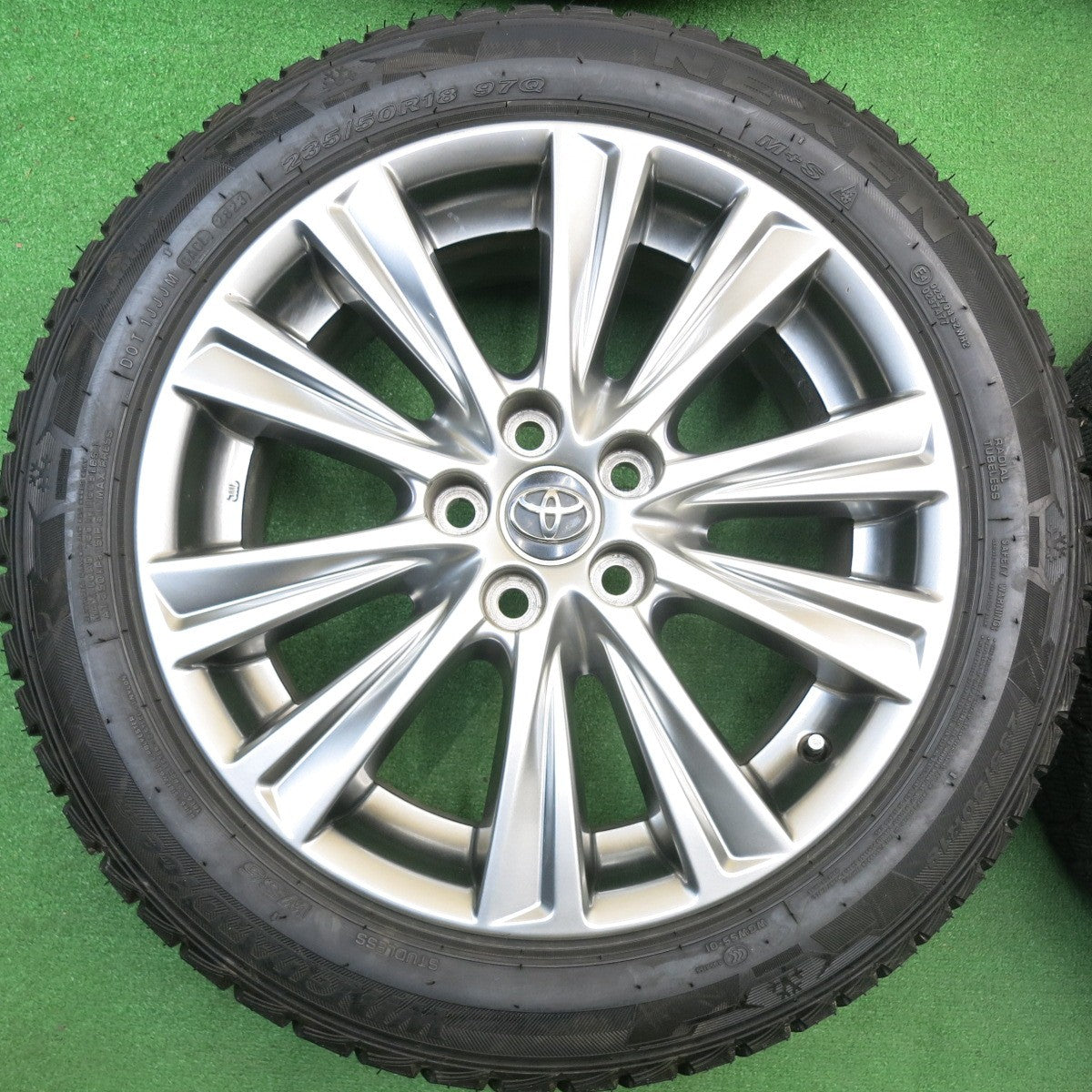 バリ溝！23年！ほぼ10分★トヨタ 30系 アルファード ヴェルファイア 純正 235/50R18 スタッドレス ネクセン ウィンガード アイス SUV WS5 18インチ PCD114.3/5H★5122101HAス