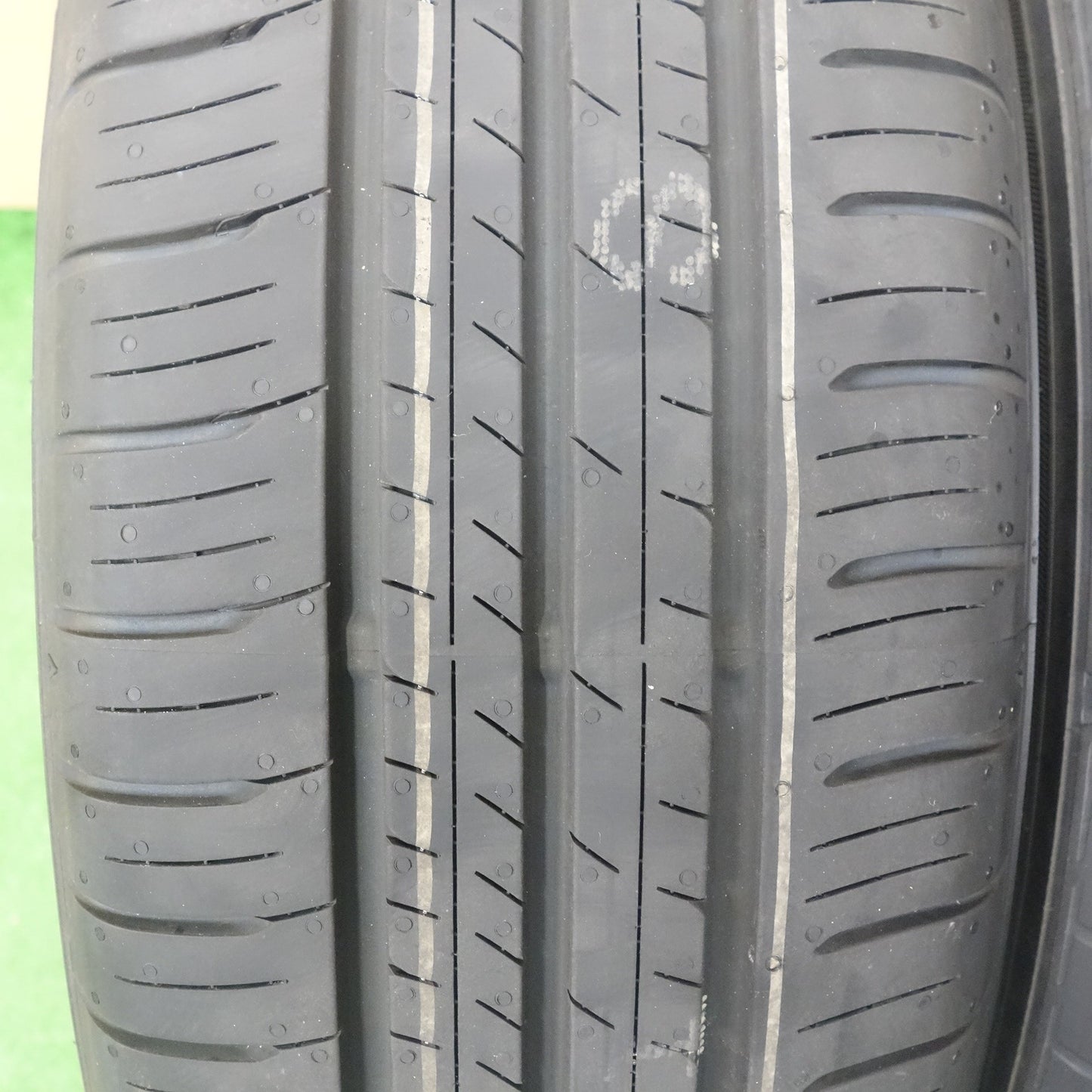 新車外し！26年★185/65R15 ダンロップ エナセーブ EC300+ タイヤ 15インチ アクア フリード シエンタ 等★6052901KTノタ