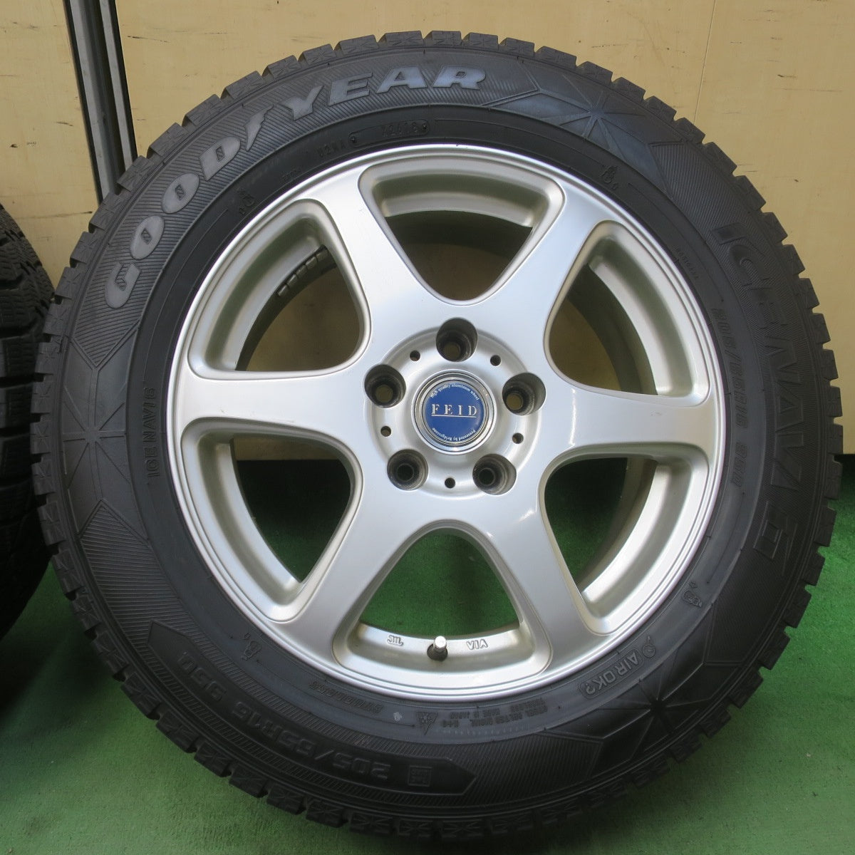 4本価格★スタッドレス 205/65R16 グッドイヤー アイスナビ6 FEID フェイド 16インチ PCD114.3/5H★6040706イス