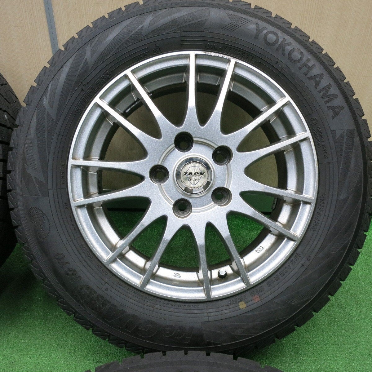 バリ溝！21年！キレイ！ほぼ10分★スタッドレス 195/65R15 ヨコハマ アイスガード iG70 ZACK JP-104 MONZA ザック 15インチ PCD114.3/5H★4120810TNス