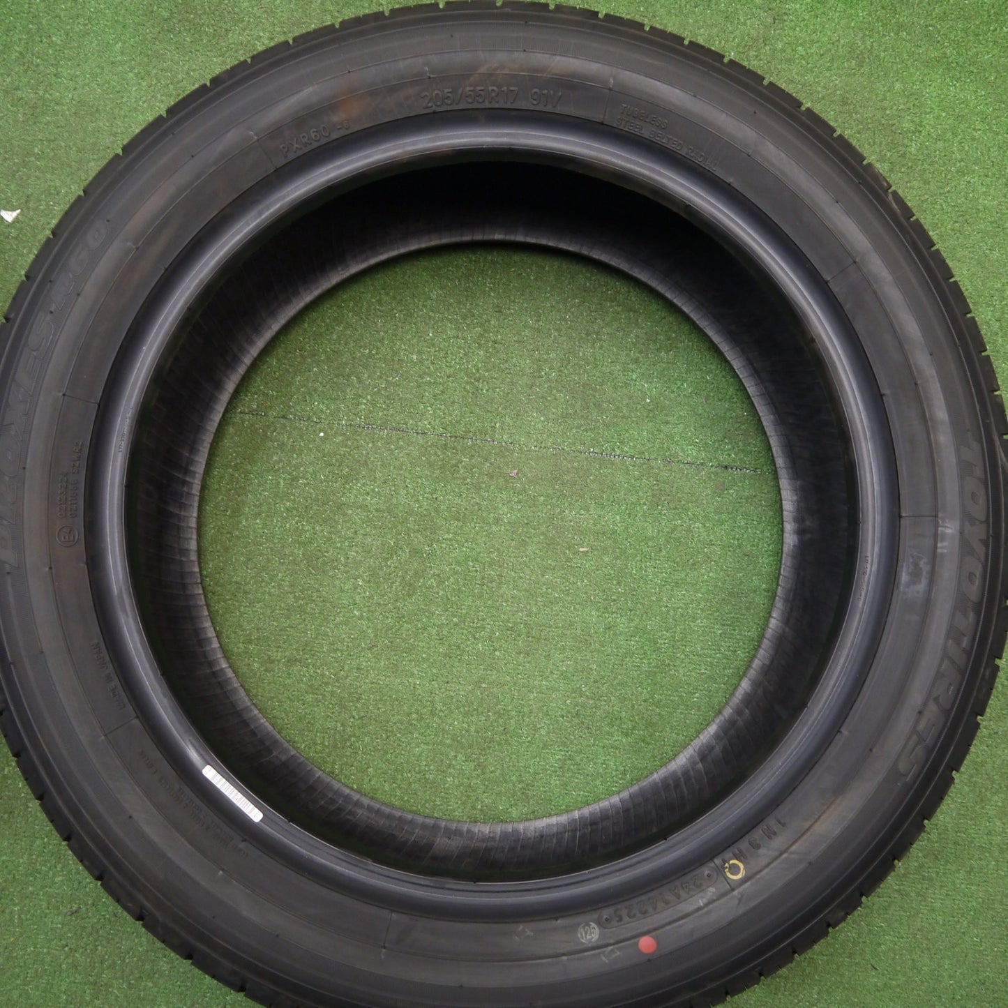 新車外し！25年★205/55R17 トーヨー プロクセス R60 TOYO PROXES タイヤ 17インチ キックス ヴォクシー ノア 等★5121210Hノタ