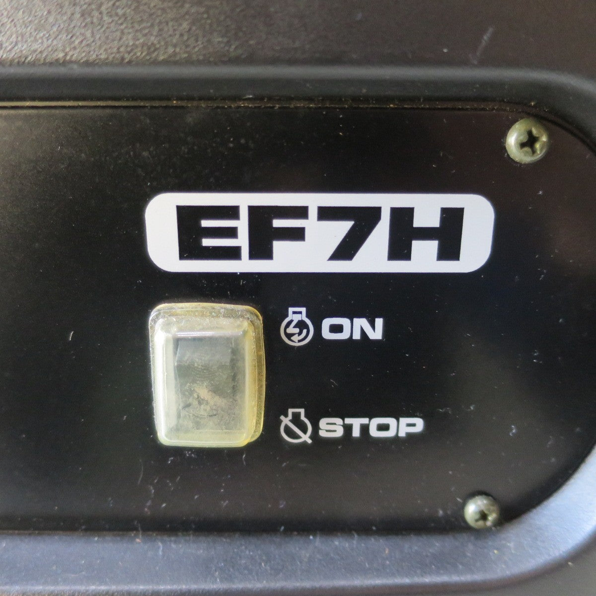 [送料無料] ◆YAMAHA ヤマハ 携帯 発電機 EF7H COSMOS ガソリン エンジン ポータブル 60Hz 現場作業 アウトドア◆