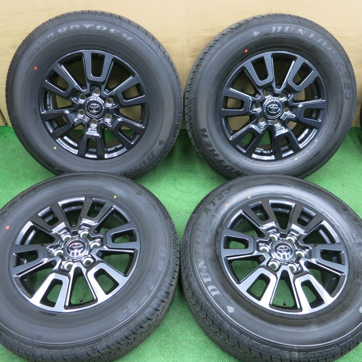 新車外し！25年★トヨタ ランクル 250 VX 純正 265/65R18 ダンロップ グラントレック AT23 18インチ PCD139.7/6H★6020802NKノ