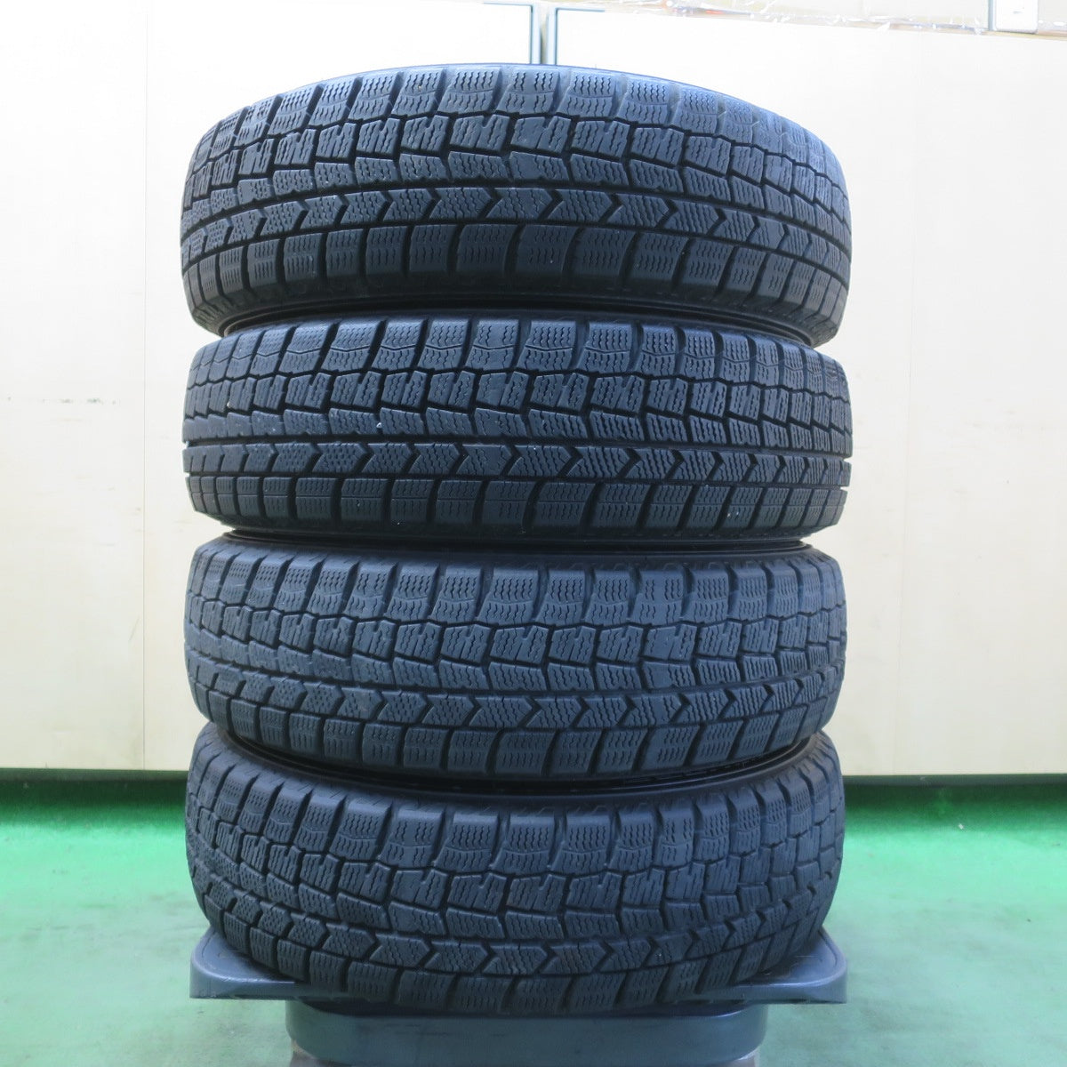 バリ溝！22年！9分★スタッドレス 155/65R13 ダンロップ ウインターマックス WM02 Fang ファング 13インチ PCD100/4H★6042801イス