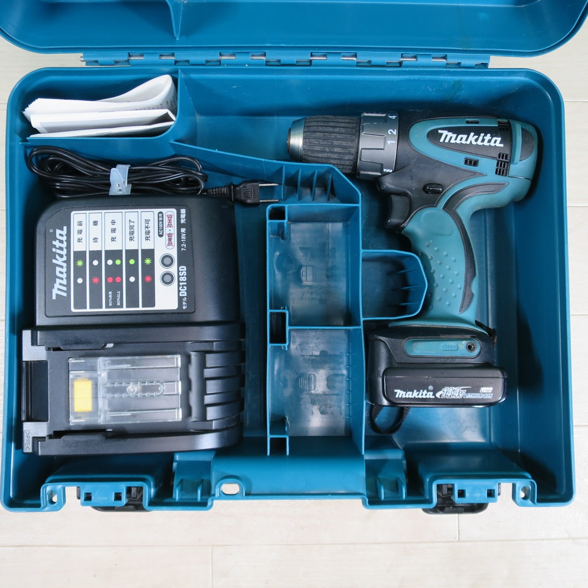 ☆マキタ makita 充電式 ドライバドリル DF445DSHX 14.4V バッテリ BL1415 充電器 DC18SD セット☆ [送料無料]