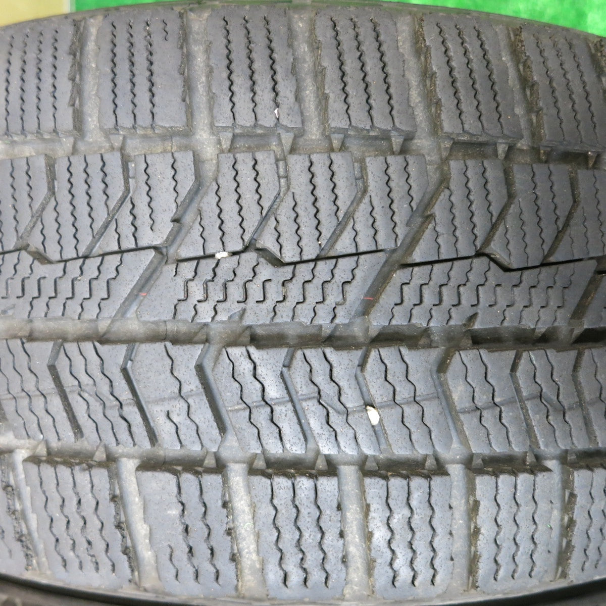 バリ溝！23年！キレイ！9分★スタッドレス 195/65R15 トーヨー オブザーブ GIZ2 QRASIZ VS6 KOSEI クレイシズ コーセイ 15インチ PCD114.3/5H★5100909HAス
