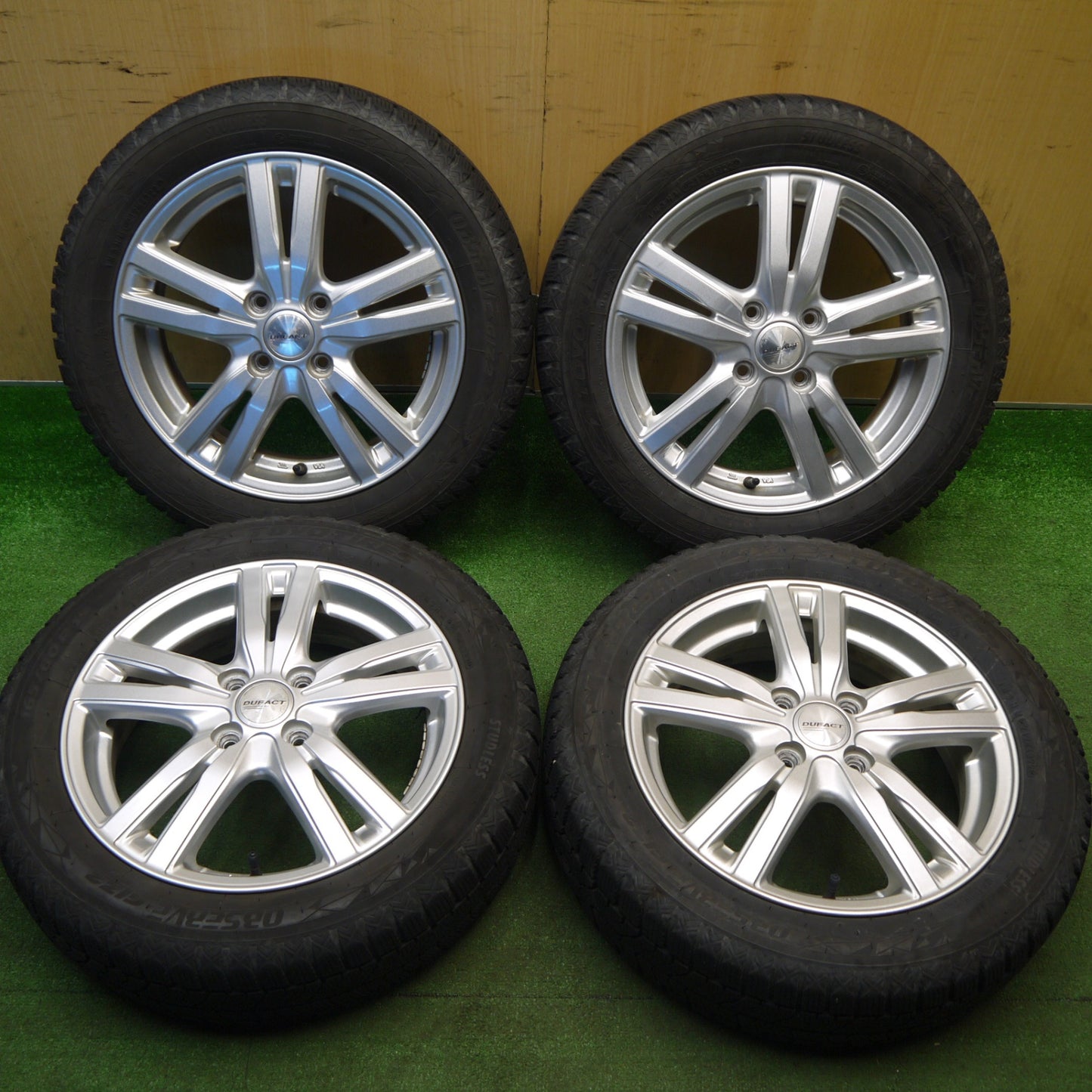 キレイ！22年★スタッドレス 165/60R15 トーヨー オブザーブ GIZ2 DUFACT デュファクト 15インチ ハスラー ソリオ 等 PCD100/4H★6011406Hス