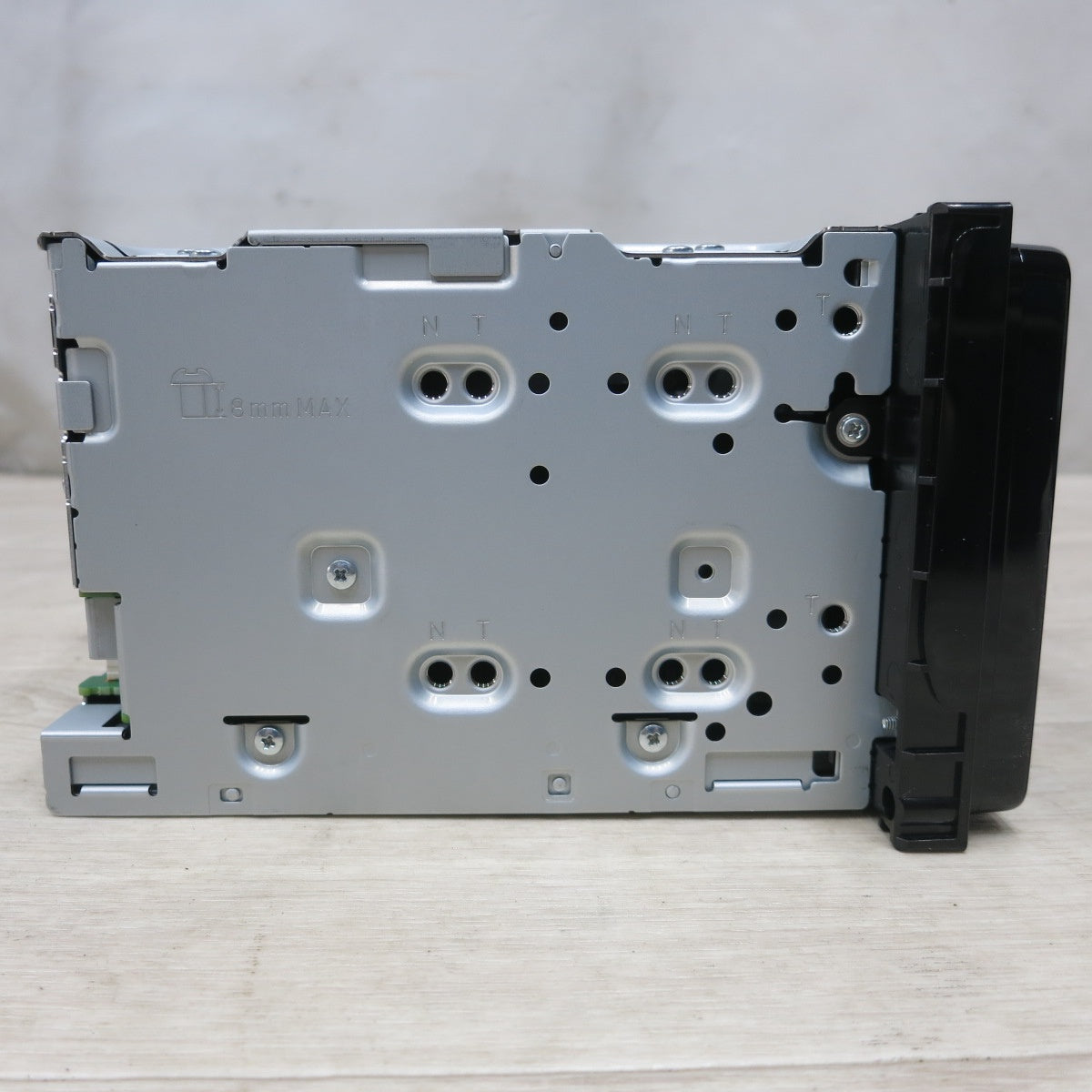 [送料無料] 未使用◆パイオニア カロッツェリア AVIC-RW821-D 7V型 楽ナビ 200mm Bluetooth カーナビ ナビゲーション◆