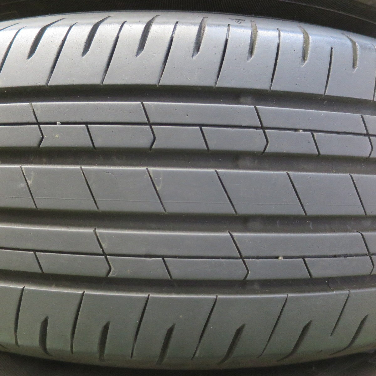 バリ溝！23年！美品！9.5分★トヨタ 40系 アルファード ヴェルファイア 純正 225/60R18 トーヨー プロクセス Comfort コンフォート 18インチ PCD120/5H★6041802イノ