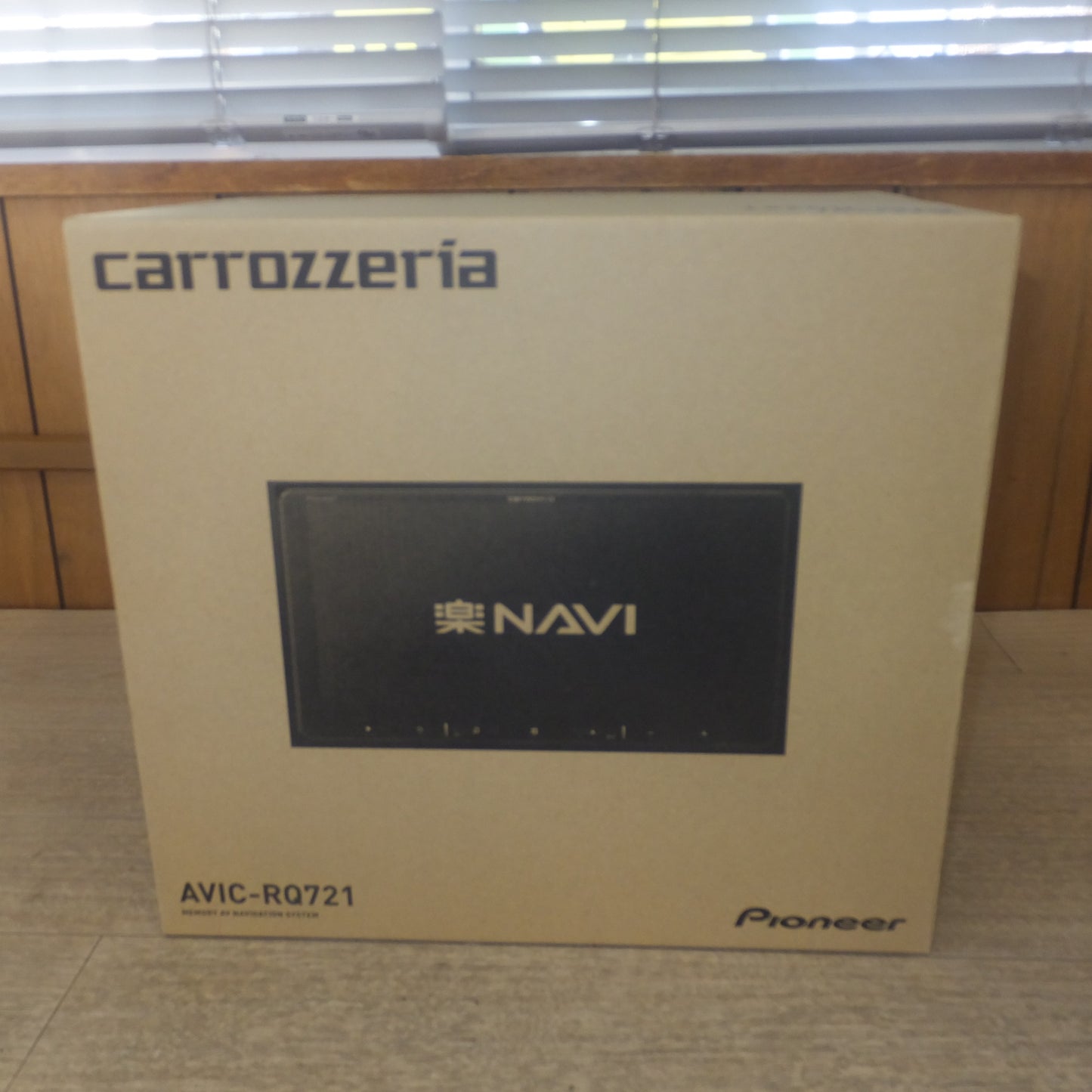 [送料無料] キレイ★カロッツェリア carrozzeria 業務用汎用カーナビゲーション AVIC-RL801-D パイオニア Pioneer★