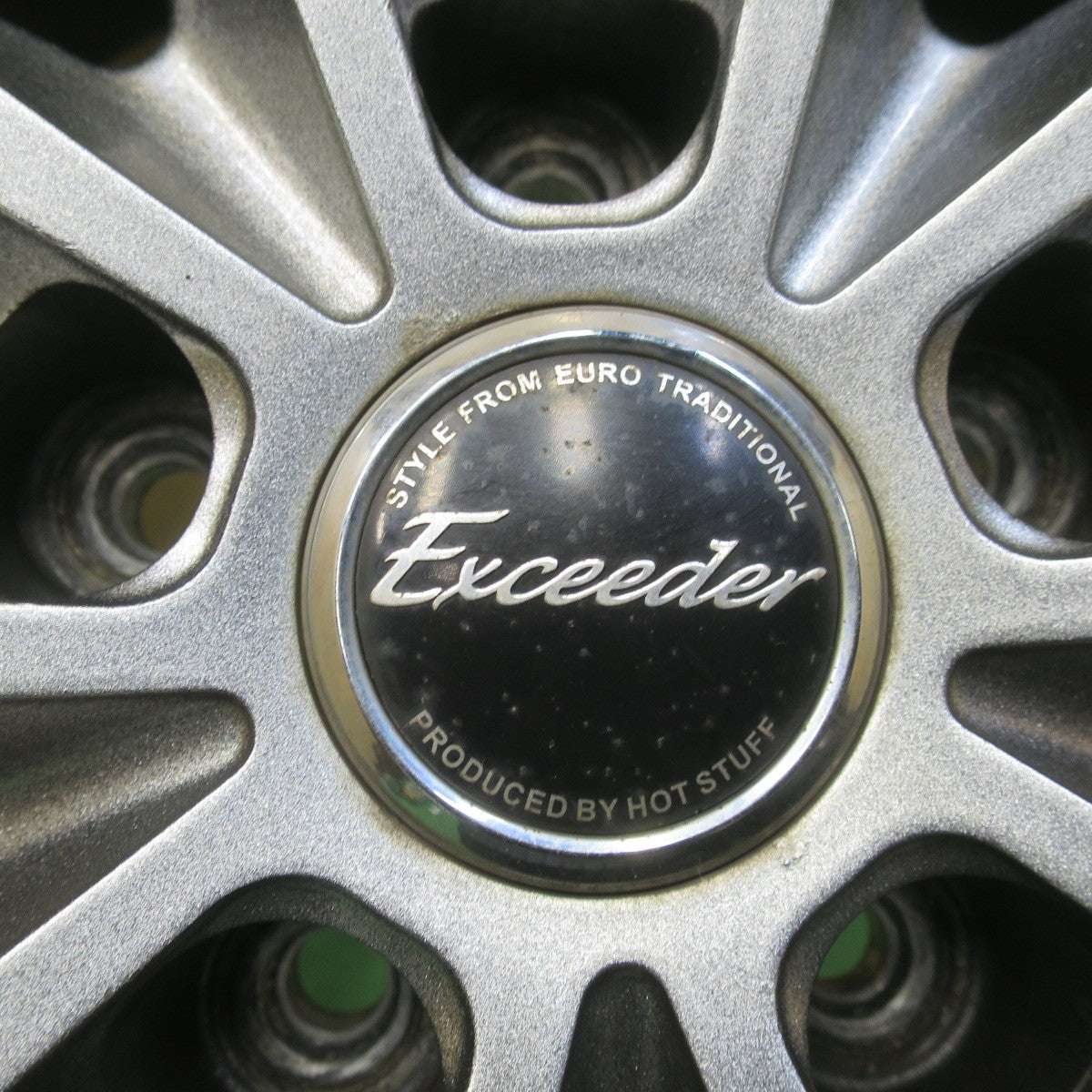 バリ溝！22年！キレイ！9.5分◎スタッドレス 225/65R17 バイキング WINTECH WT6 Exceeder エクシーダー 17インチ PCD114.3/5H◎6081106IMス