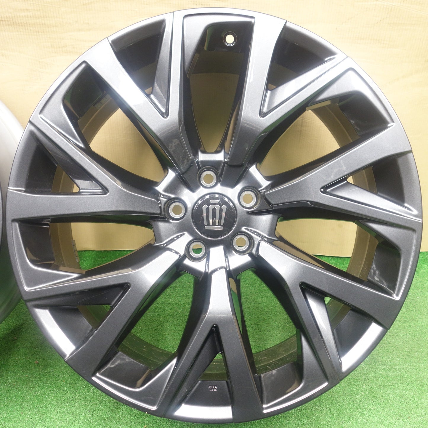 新車外し★トヨタ クラウン エステート Z 純正 ホイール 21インチ 21×8.5J PCD114.3/5H★6011603KTホ