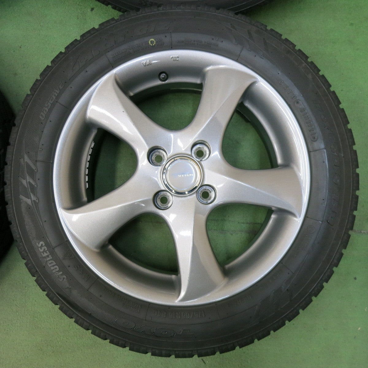 キレイ！21年★スタッドレス 175/65R15 トーヨー オブザーブ ガリット GIZ TOPRUN トップラン 15インチ PCD100/4H★5043013SYス