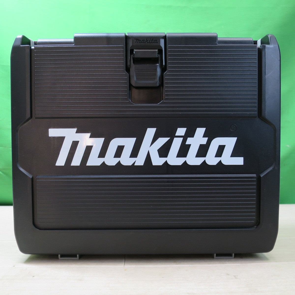 [送料無料] ☆マキタ 充電式 インパクトドライバー TD171D 電動 工具 18V 6.0Ah makita コードレス☆