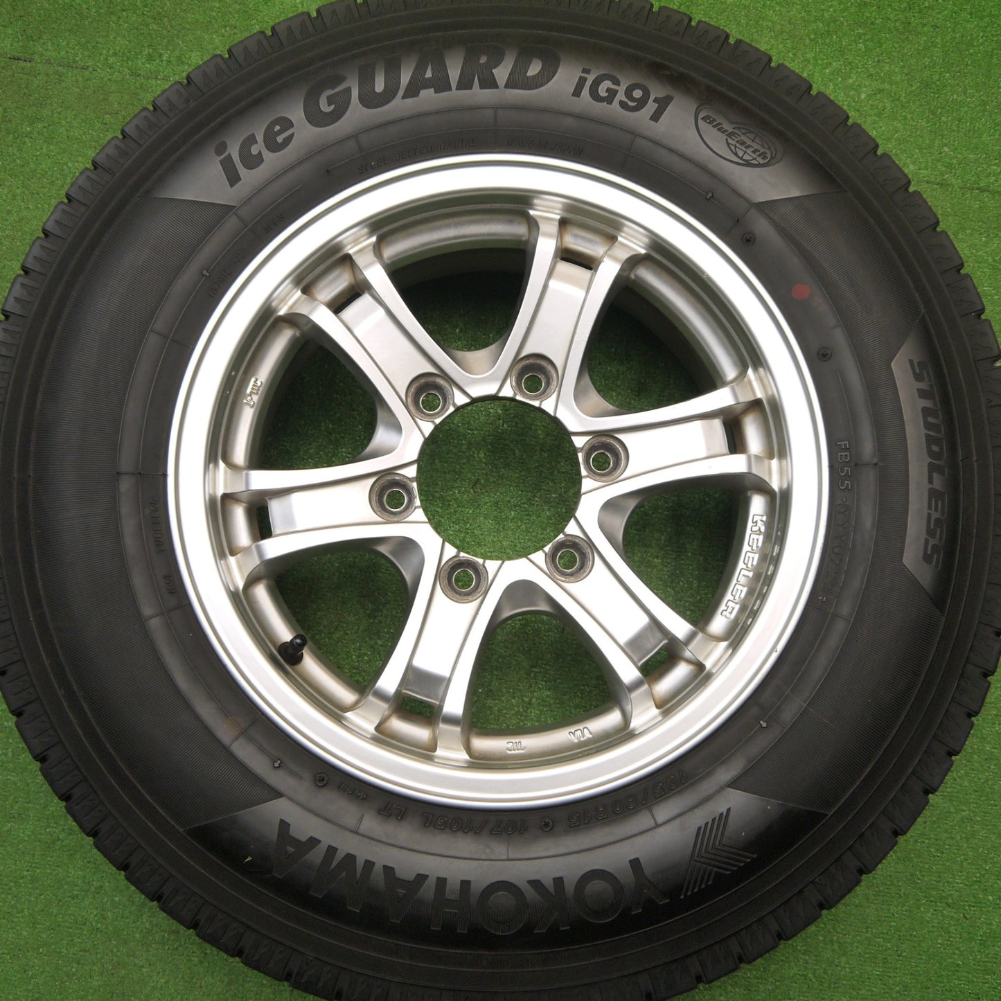 バリ溝！22年！キレイ！8.5分★KEELER 195/80R15 107/105L スタッドレス ヨコハマ アイスガード iG91 キーラー 15インチ PCD139.7/6H★5110507Hス