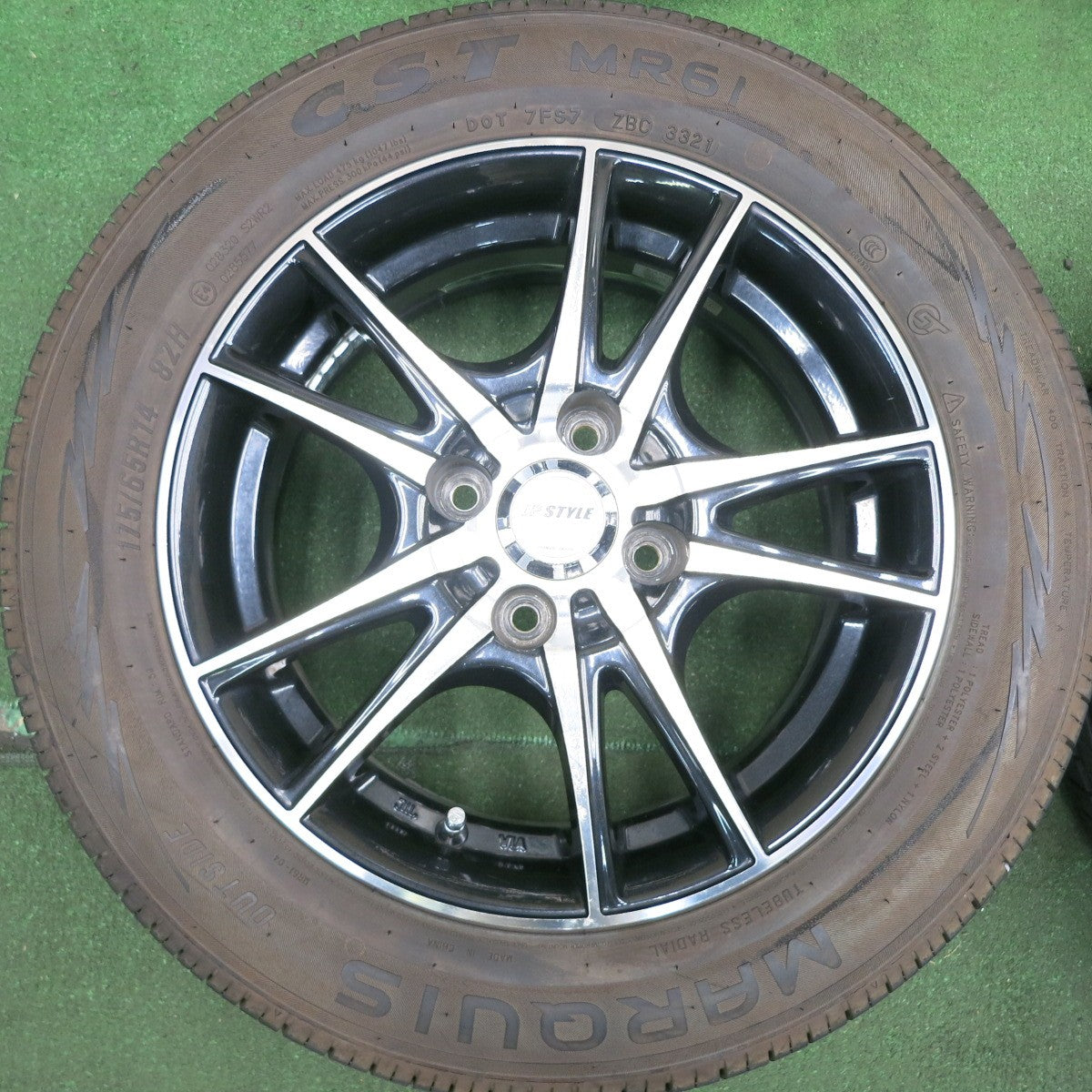 *送料無料* バリ溝！21年！9.5分以上★175/65R14 マーキス CST MR61 JP STYLE Vogel MONZA 14インチ PCD100/4H★4060301HAノ