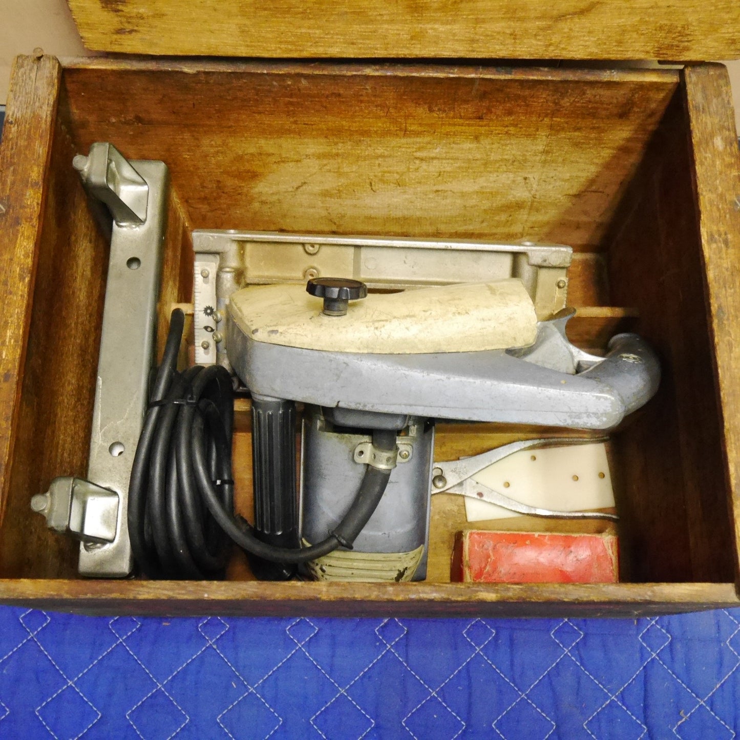 [送料無料] 付属品付き☆日立 電気 溝切 DUG4 電動 工具 切断機 溝切り ミゾキリ 100V HITACHI☆