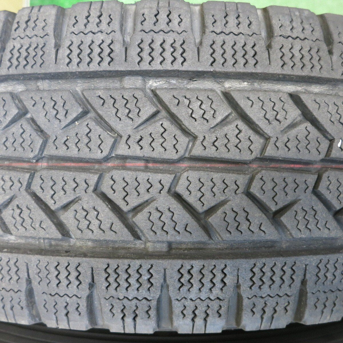 4本価格★トヨタ 200系 ハイエース 純正 スチール 195/80R15 107/105L スタッドレス ブリヂストン ブリザック VL1 15インチ PCD139.7/6H★6021504HAス