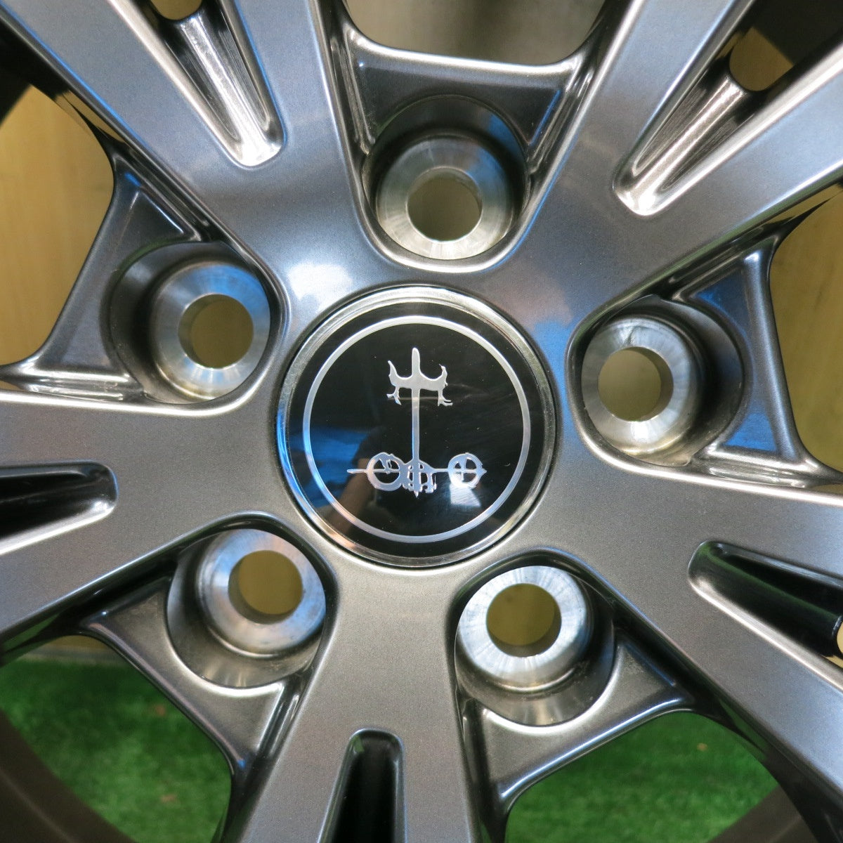 新車外し！25年◎トヨタ RAV4 Gグレード 純正 225/60R18 ダンロップ グラントレック PT30 光岡自動車 18インチ PCD114.3/5H◎6071201HAノ