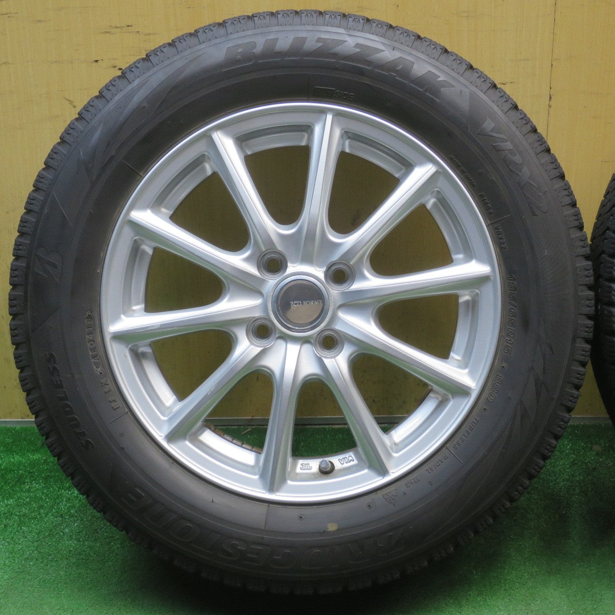 キレイ◎スタッドレス 185/65R15 ブリヂストン ブリザック VRX2 ECO FORME エコフォルム 15インチ PCD100/4H◎6072204NJス