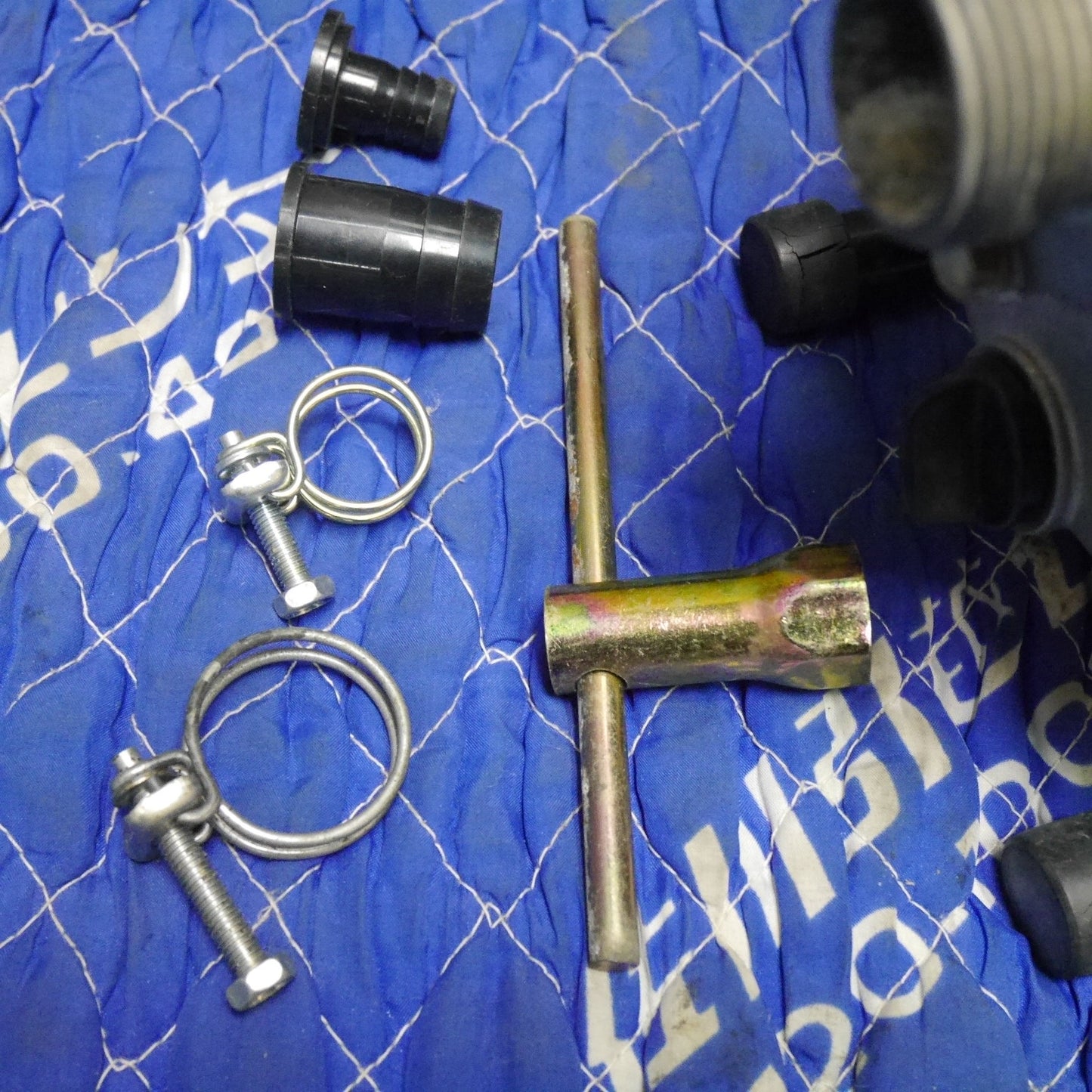 [送料無料] ☆工進 エンジン ポンプ SEG-25E 口径 25mm 1インチ 吐出量 110L 農業 庭園 水撒き 排水 KOSHIN ジャンク品☆