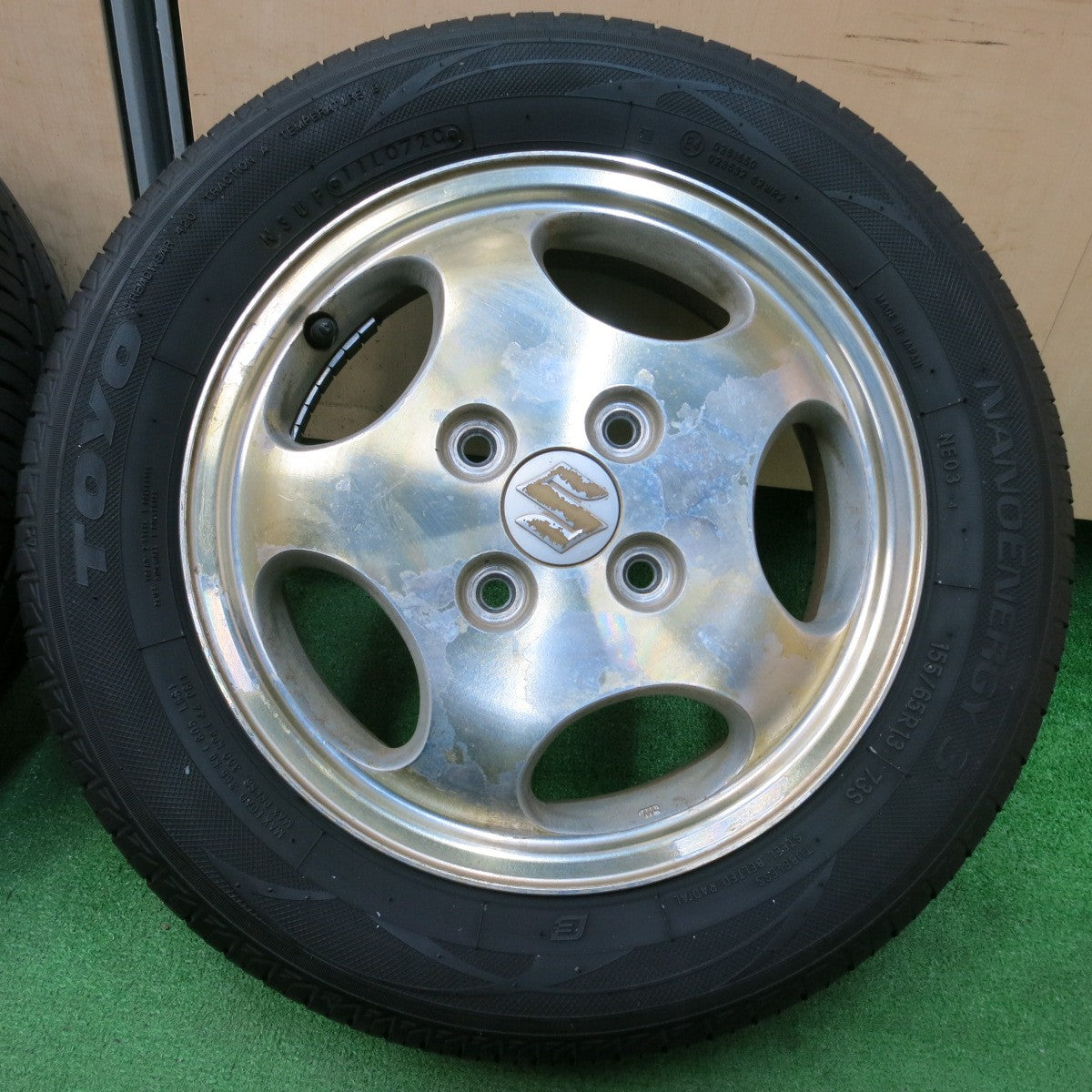 *送料無料* バリ溝！20年！8.5分★スズキ MRワゴン 純正 155/65R13 トーヨー ナノエナジー3 13インチ PCD100/4H★4042603イノ
