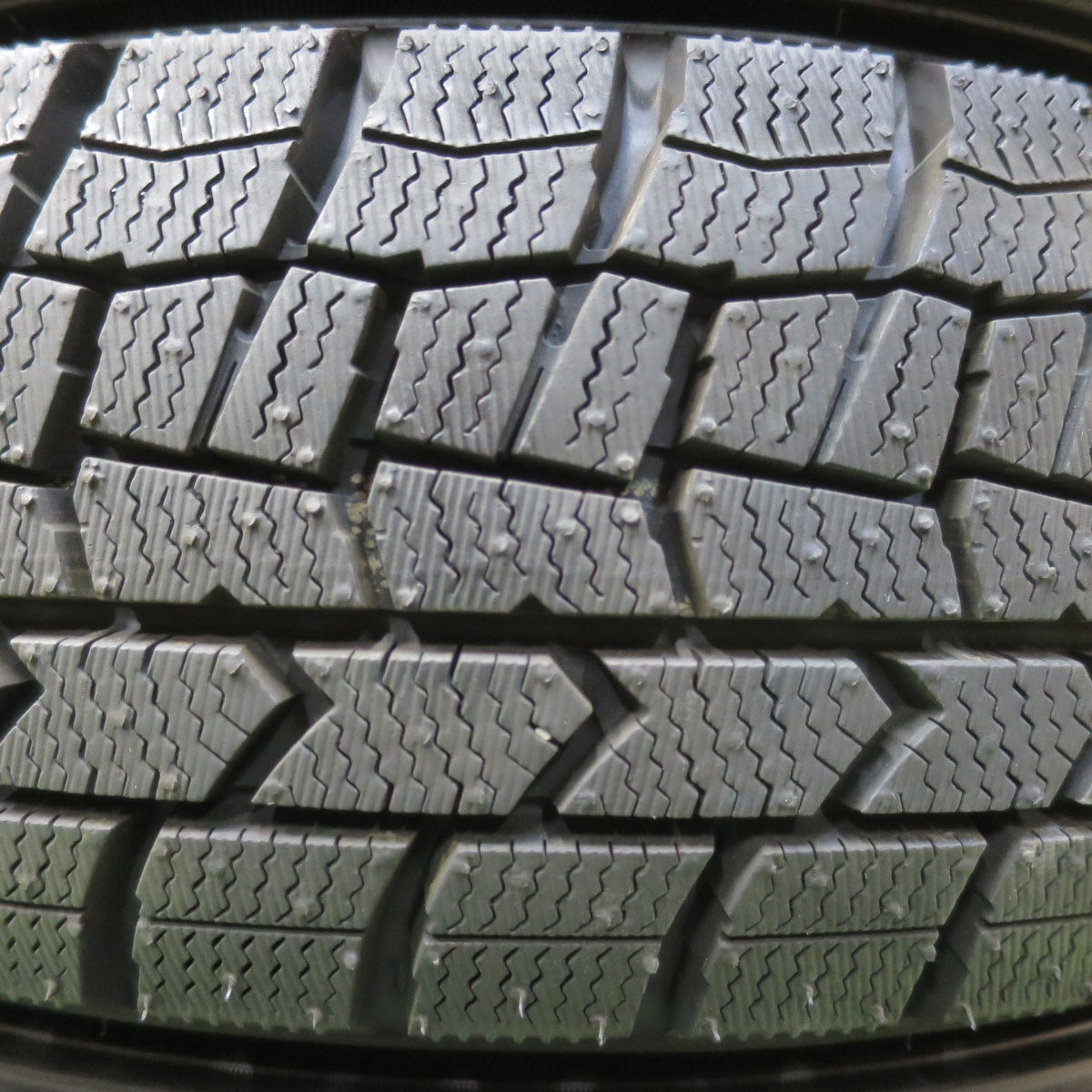 バリ溝！24年！キレイ！ほぼ10分★スタッドレス 165/65R14 ダンロップ ウインターマックス WM02 Exsteer エクスター 14インチ ハスラー ソリオ 等 PCD100/4H★5120910イス